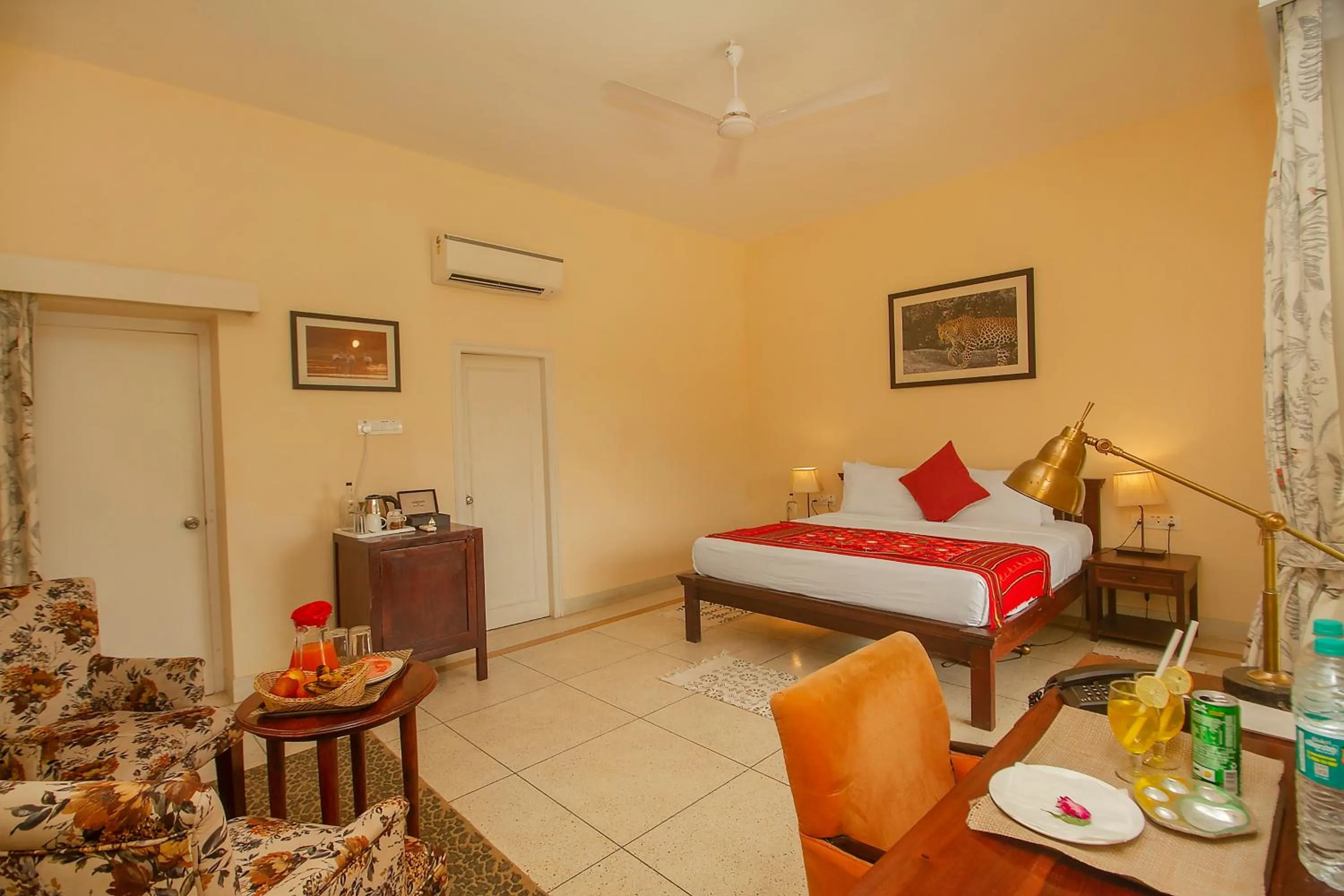 Photo of the whole room, Bed in The Jawai Sagar Resort