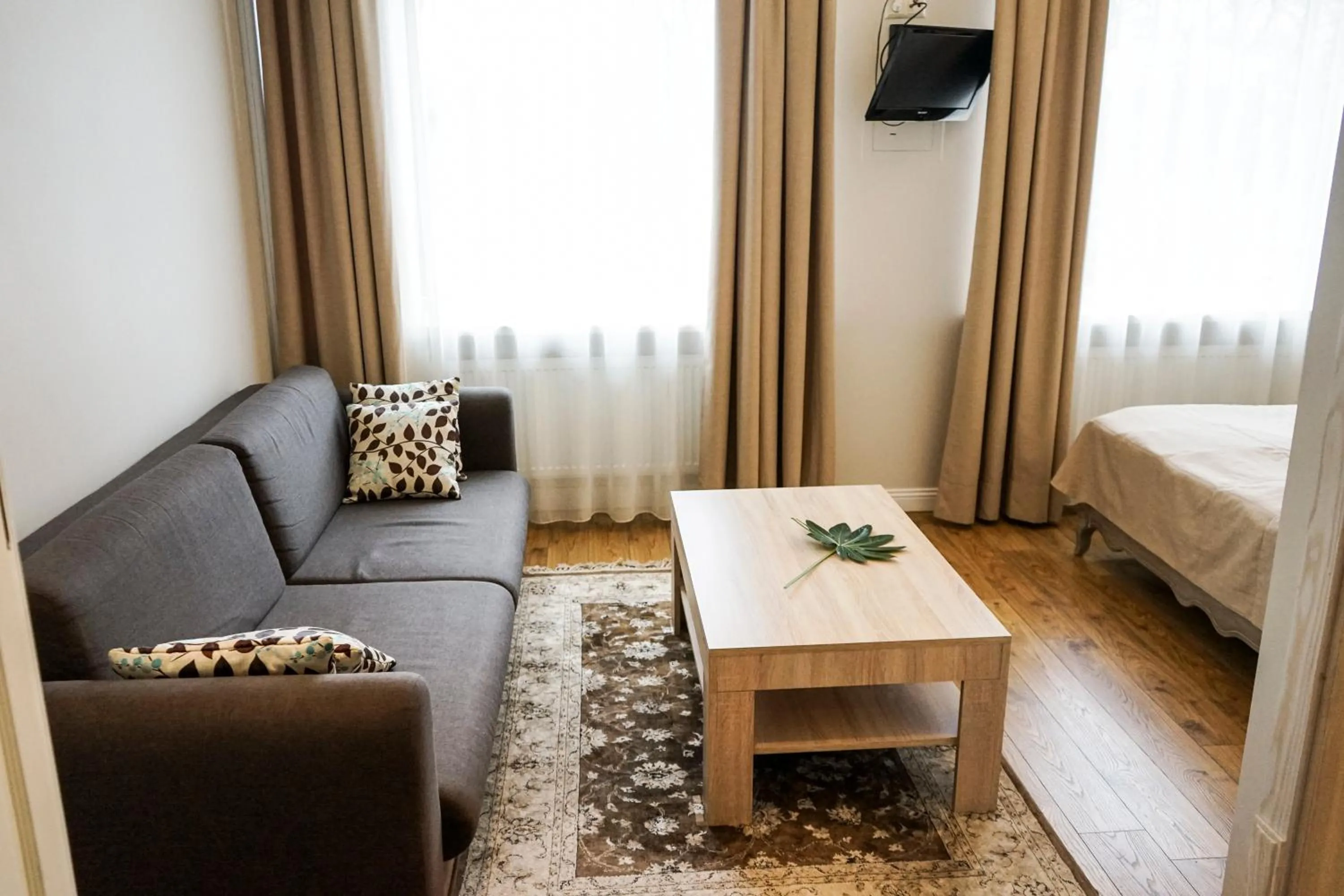 Living room, Bed in Guest House Senasis Pastas