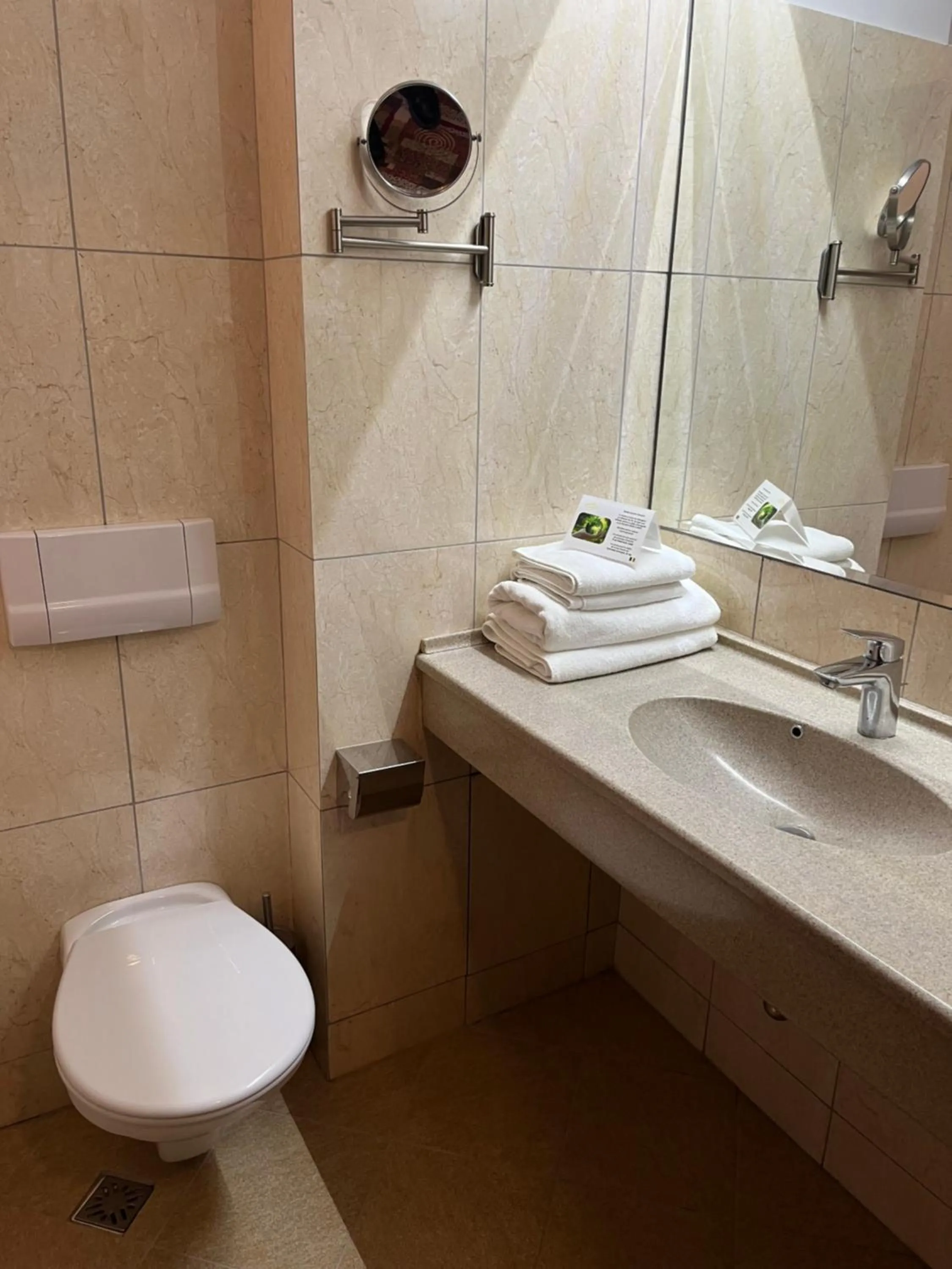 Toilet in Casa Iris-Hotel & Restaurant