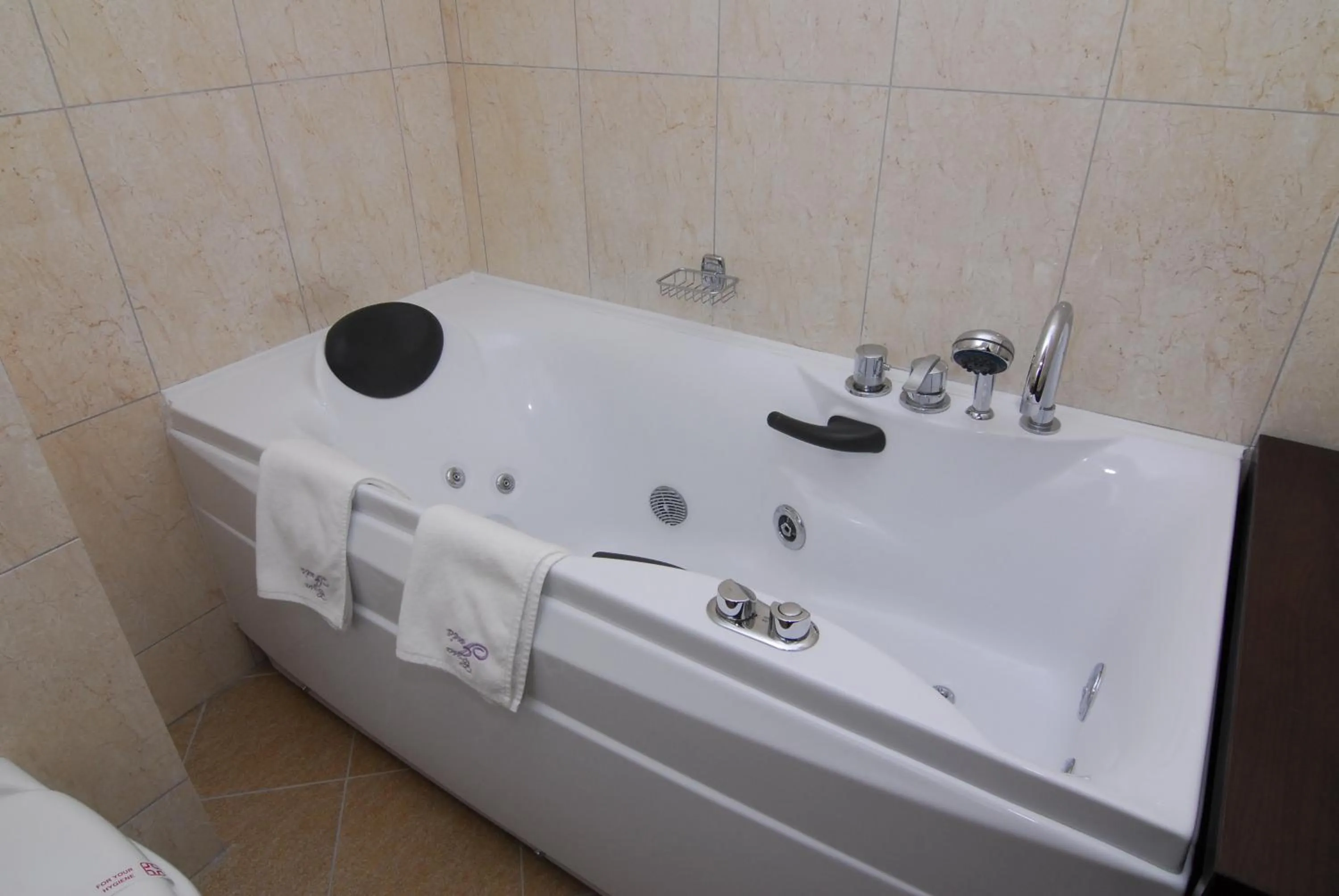 Bathroom in Casa Iris-Hotel & Restaurant