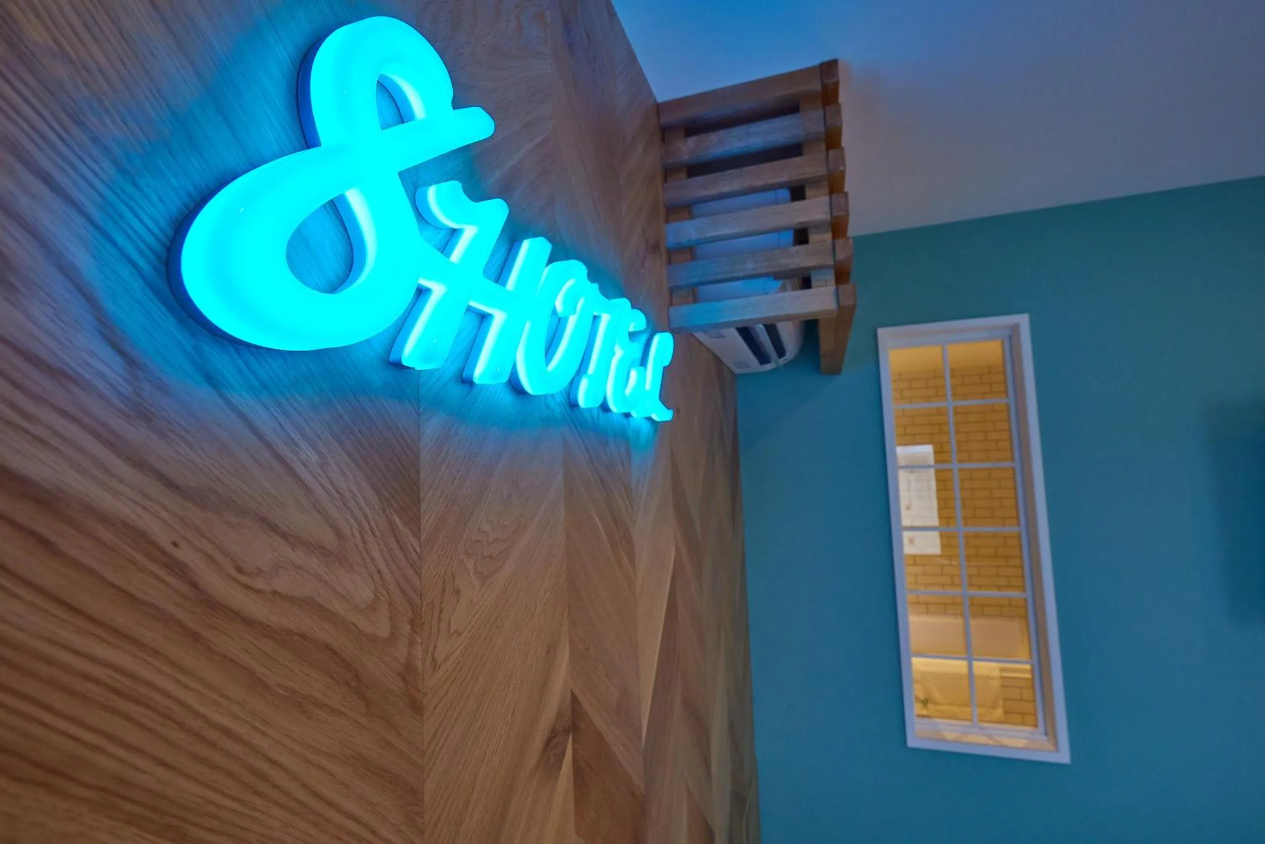 Photo of the whole room in 8 Hotel Shonan Fujisawa