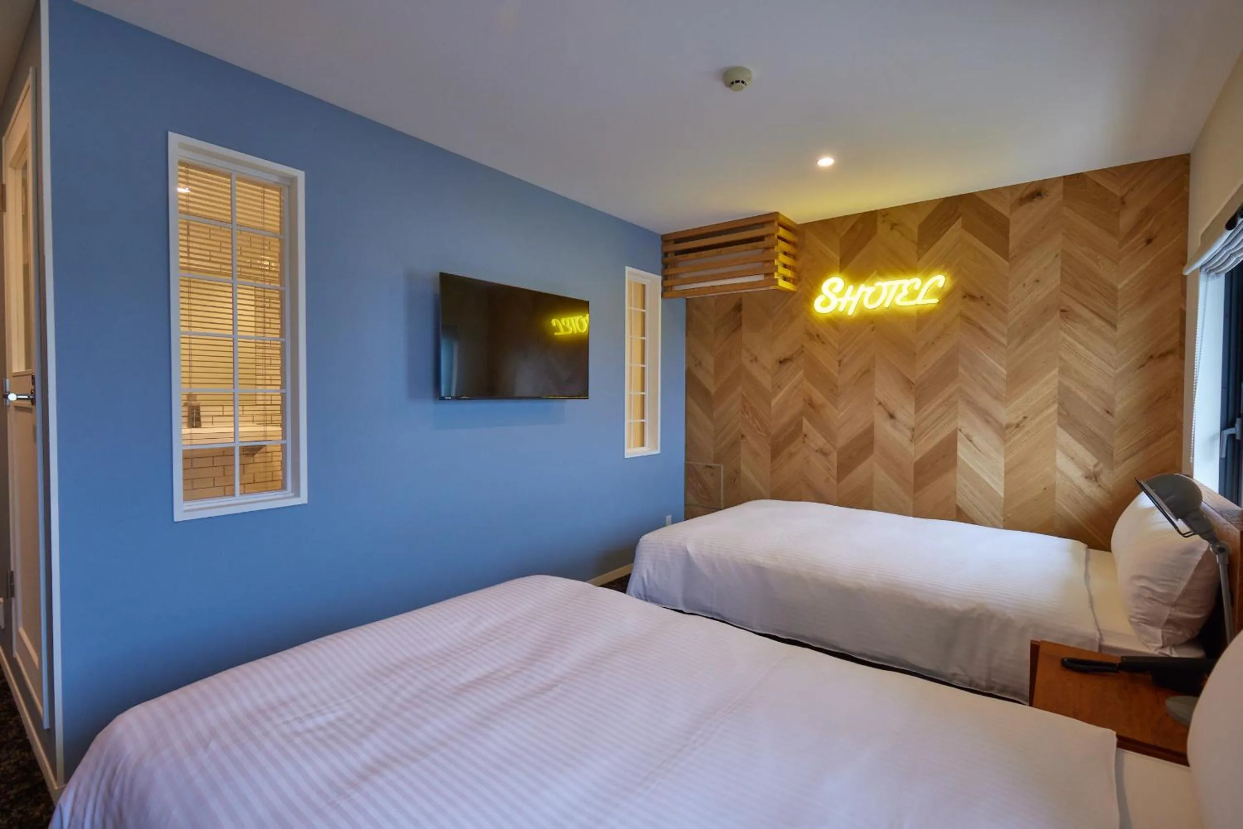 Bed in 8 Hotel Shonan Fujisawa