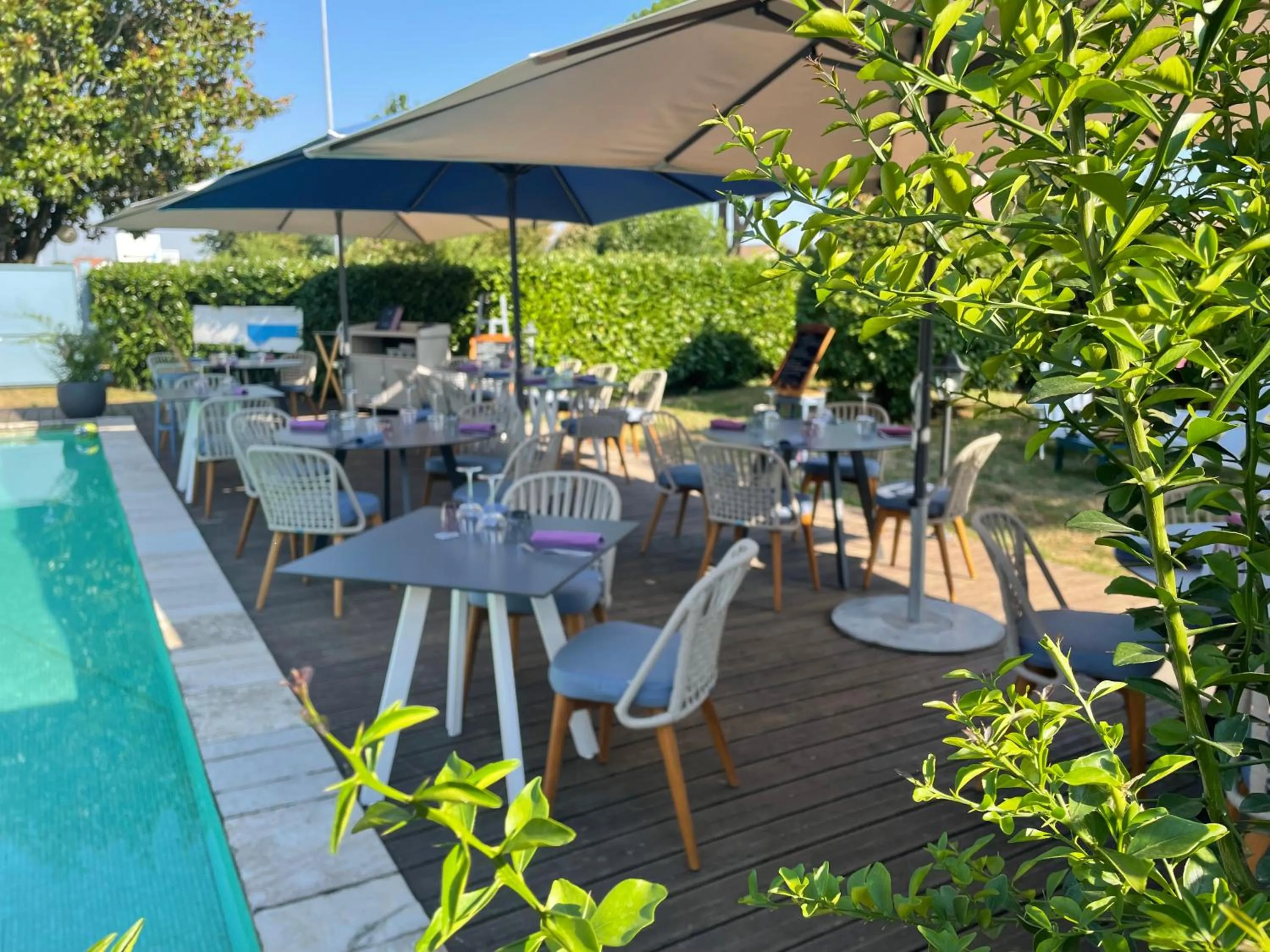 Restaurant/places to eat in Logis Hôtel Le Relais des Plages