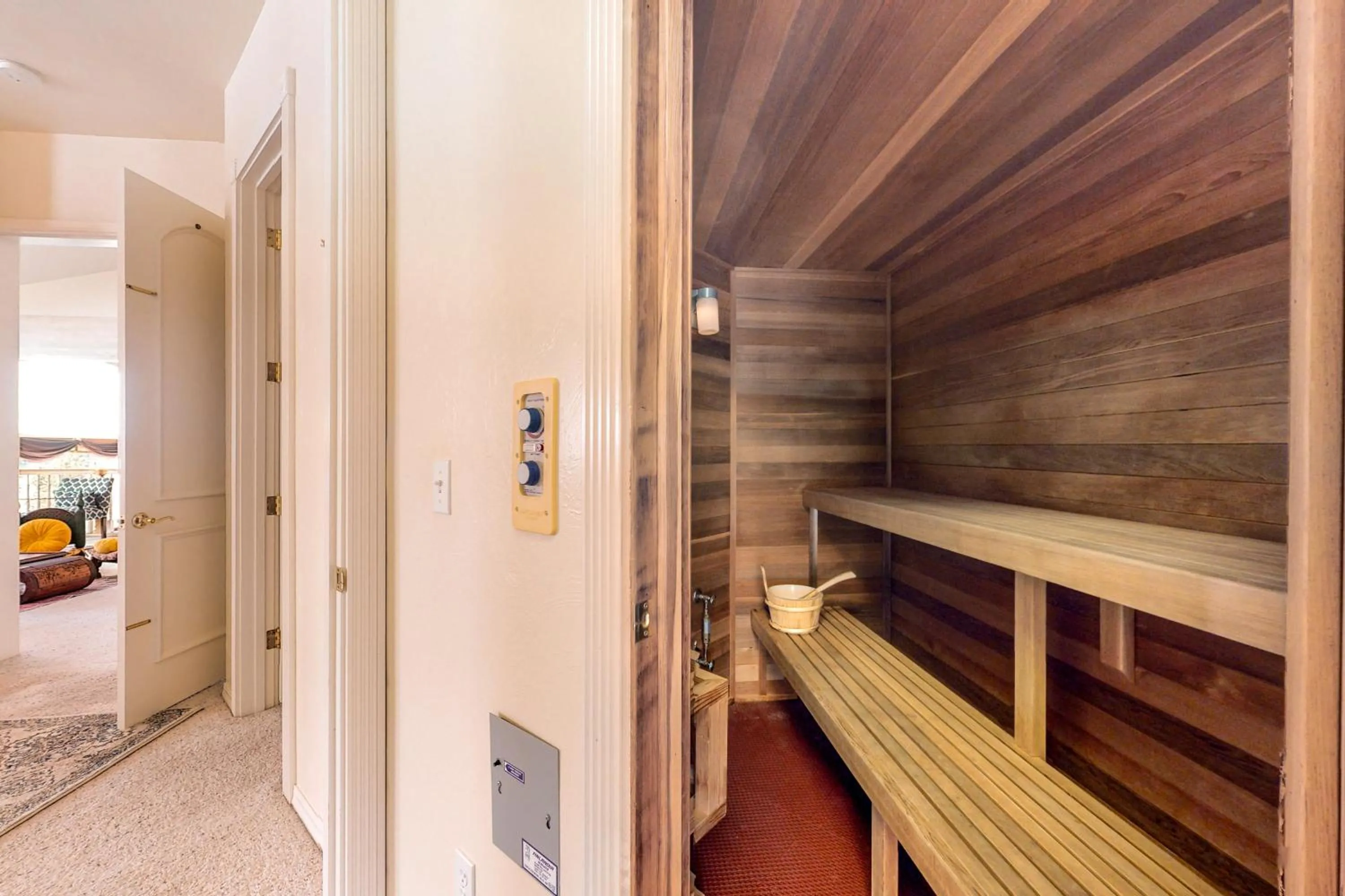 Bed in Riverfront Estate