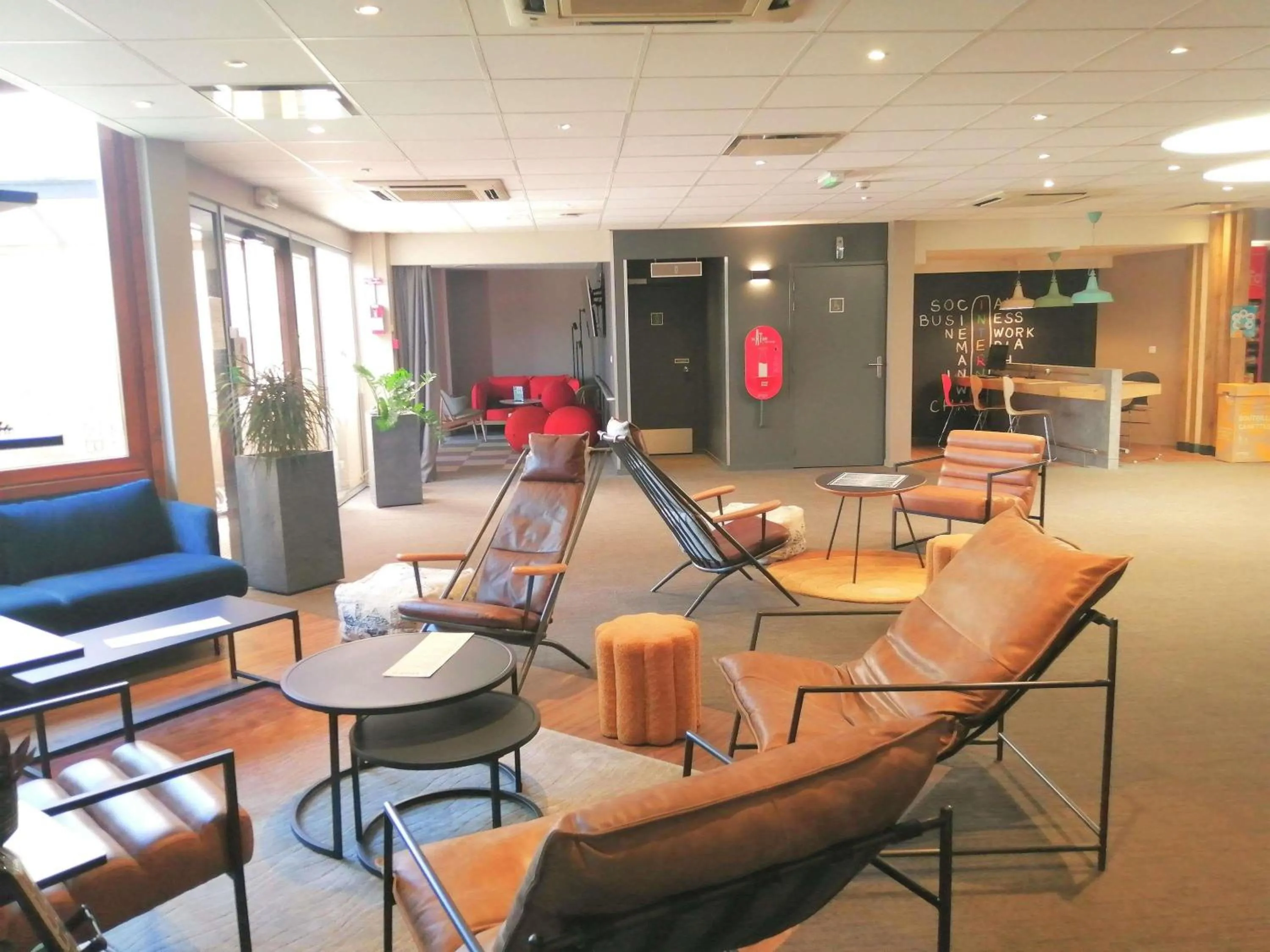 Property building in ibis Poitiers Sud