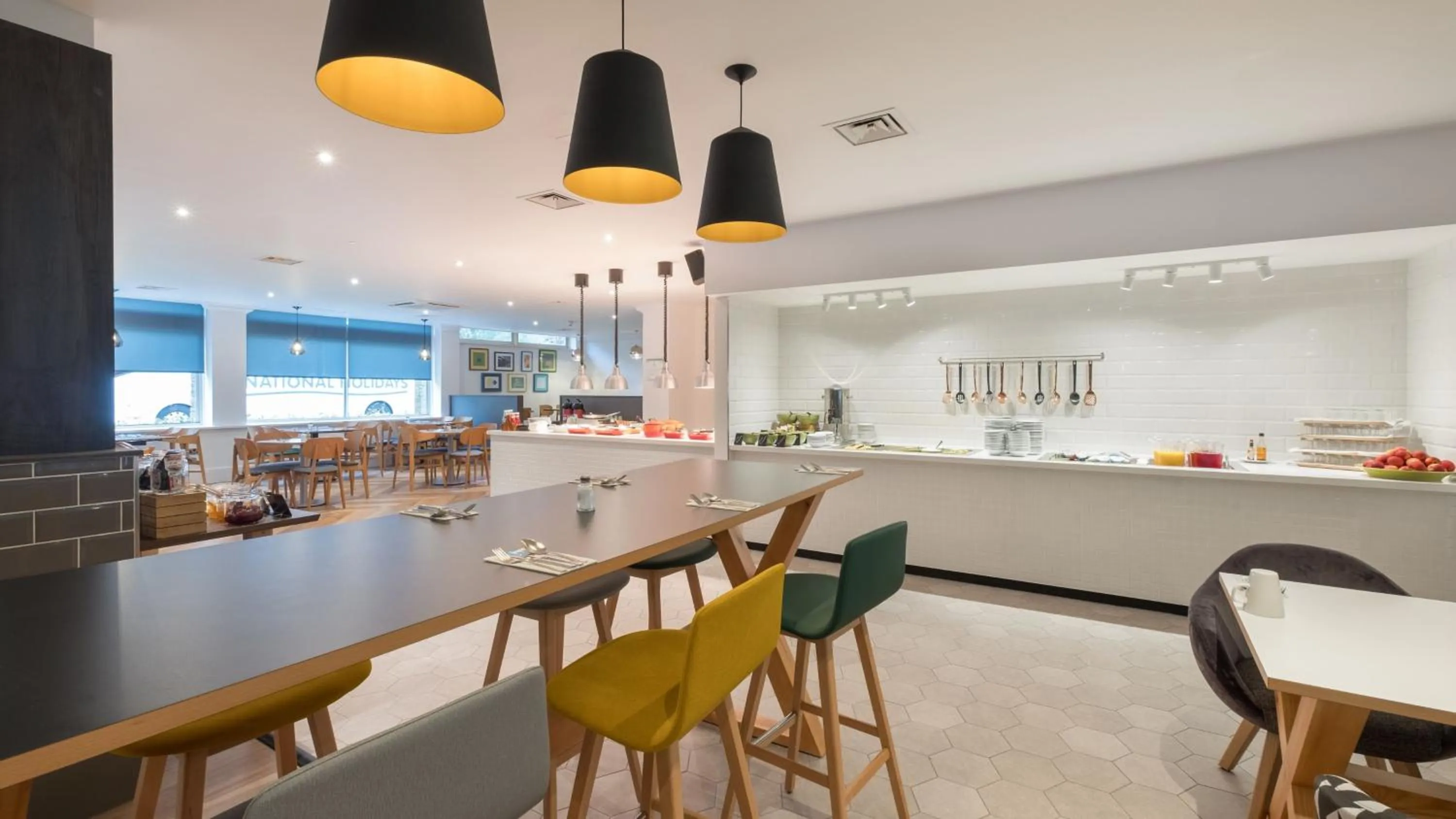 Restaurant/places to eat in Holiday Inn Swindon by IHG