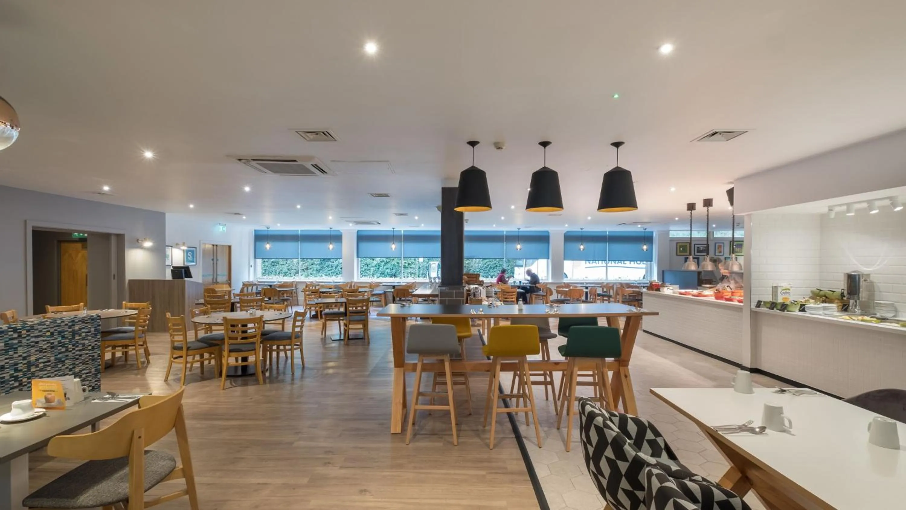 Restaurant/places to eat in Holiday Inn Swindon by IHG