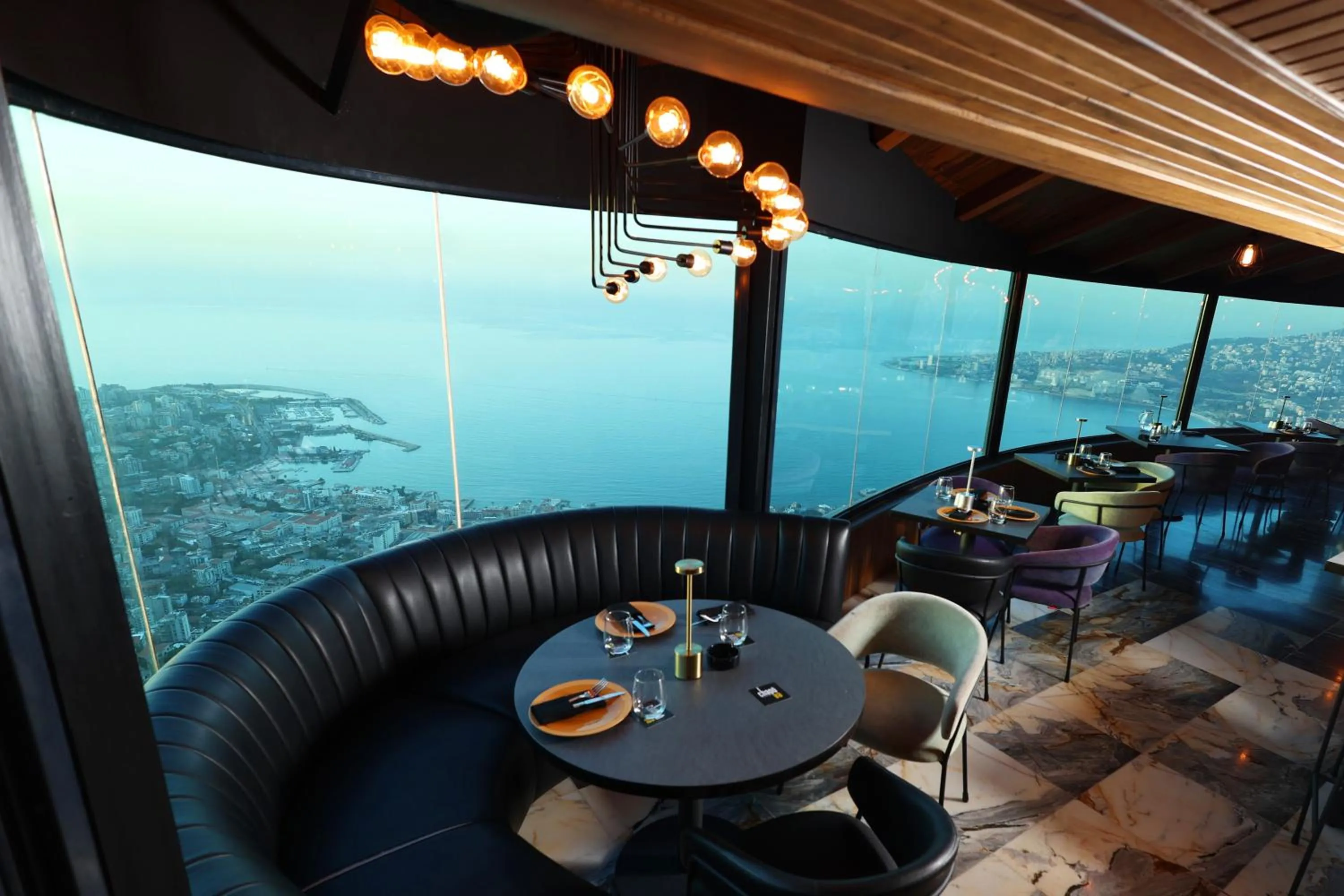 Restaurant/places to eat in Bay Lodge Boutique Hotel