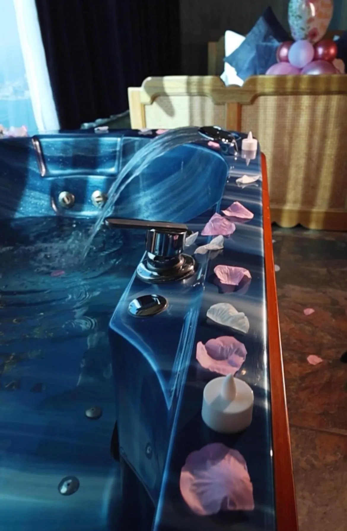 Hot Tub in Bay Lodge Boutique Hotel