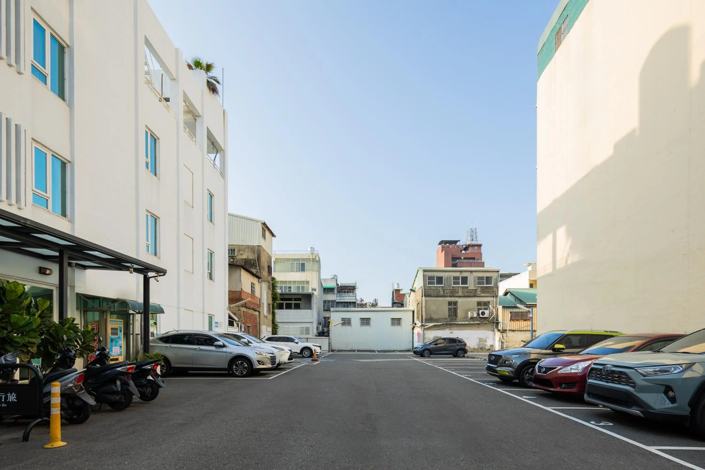 Parking in Meant To Be