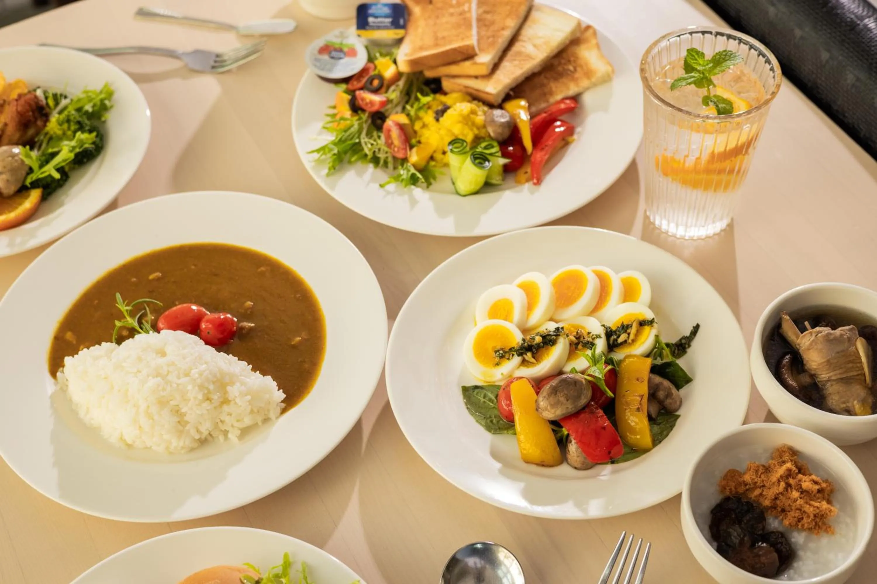 Breakfast in Meant To Be