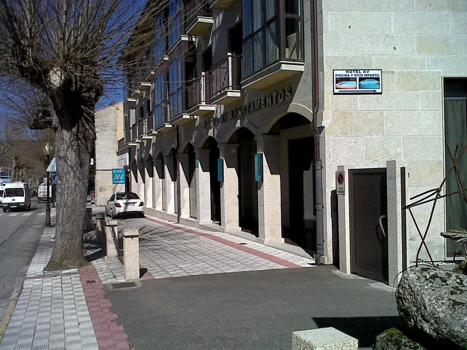 Facade/entrance in Hotel AV Apartamentos Lobios