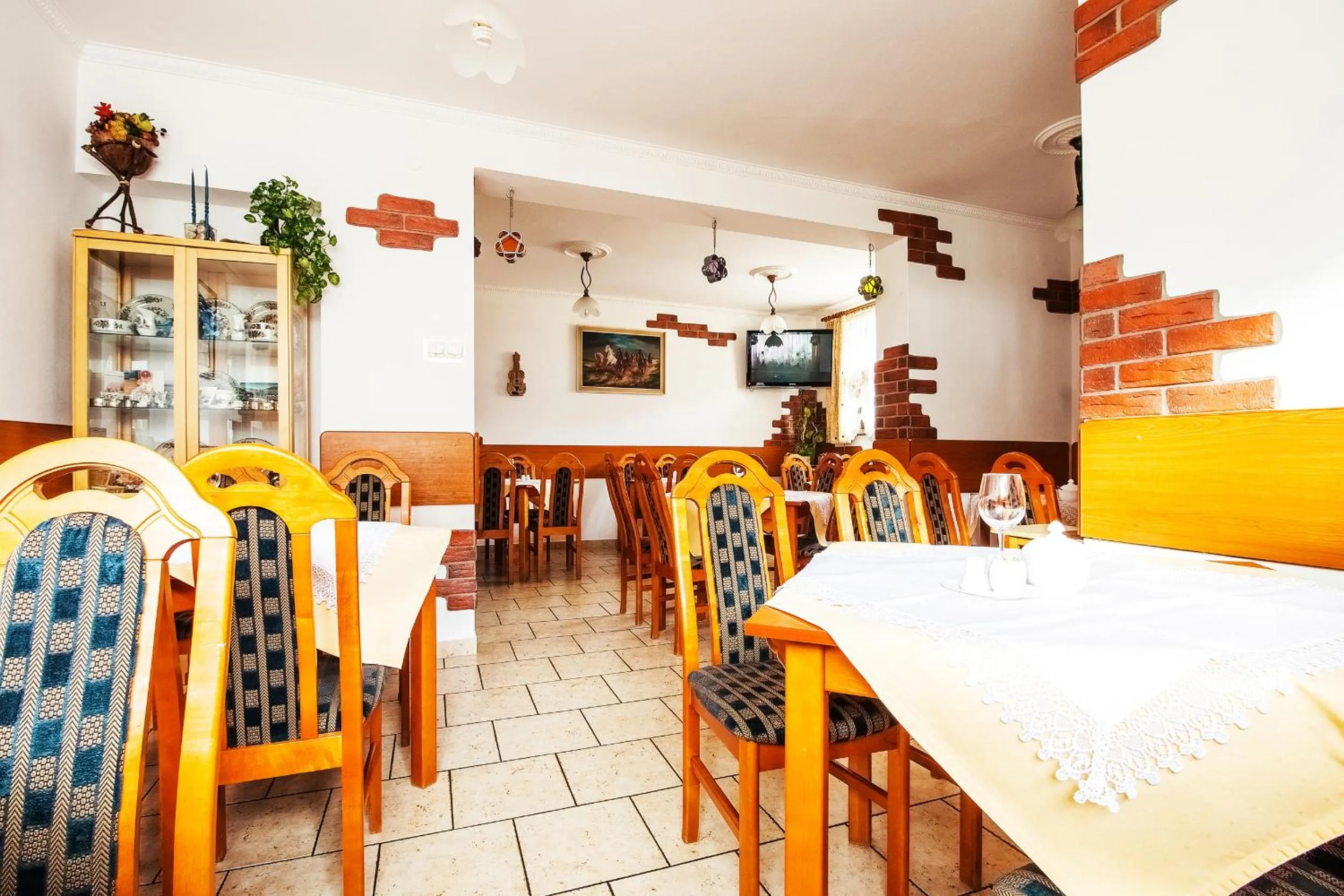 Restaurant/places to eat in Chata pod Jemiołą