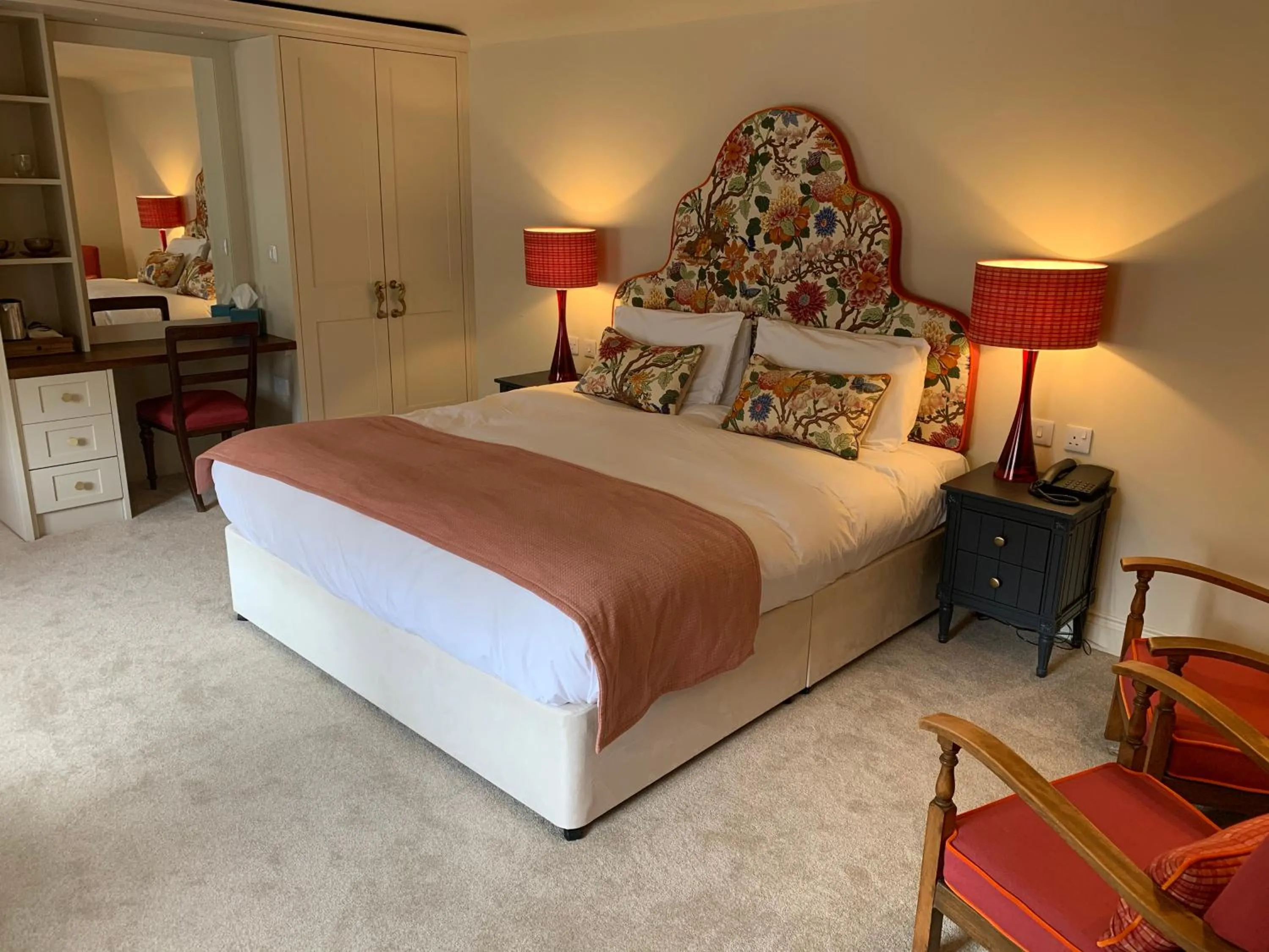 Bedroom, Bed in Caley Hall