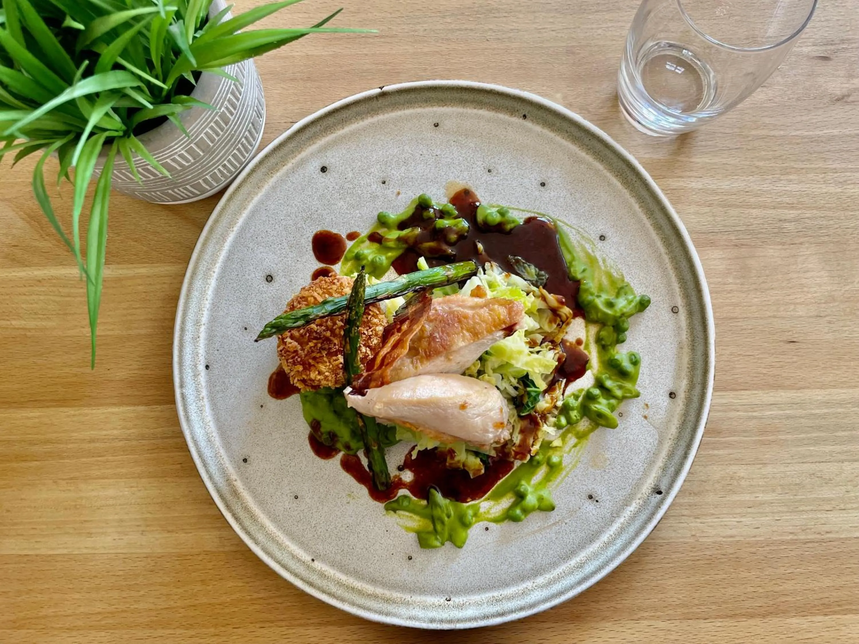 Food and drinks in Caley Hall