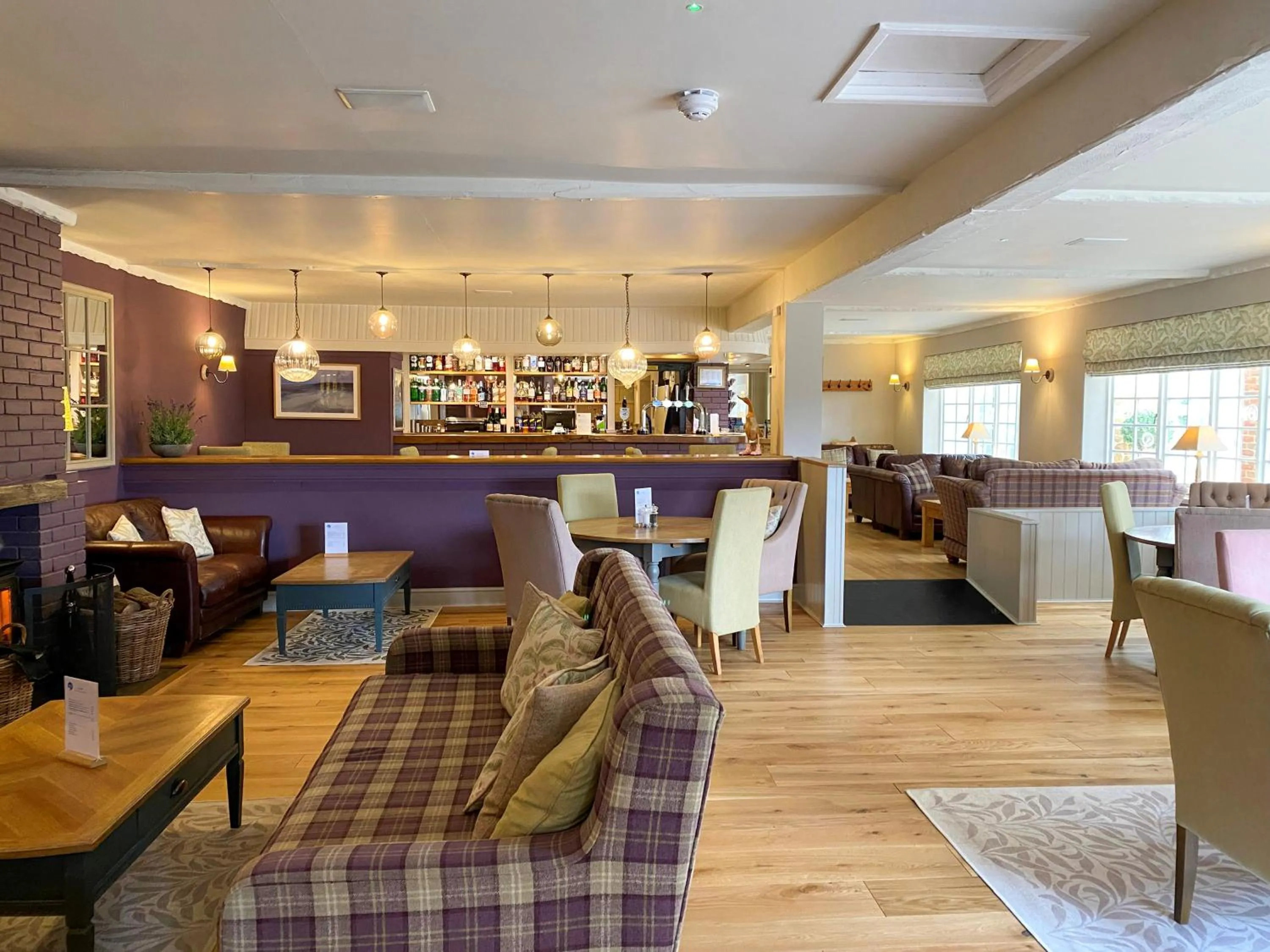 Lounge or bar in Caley Hall