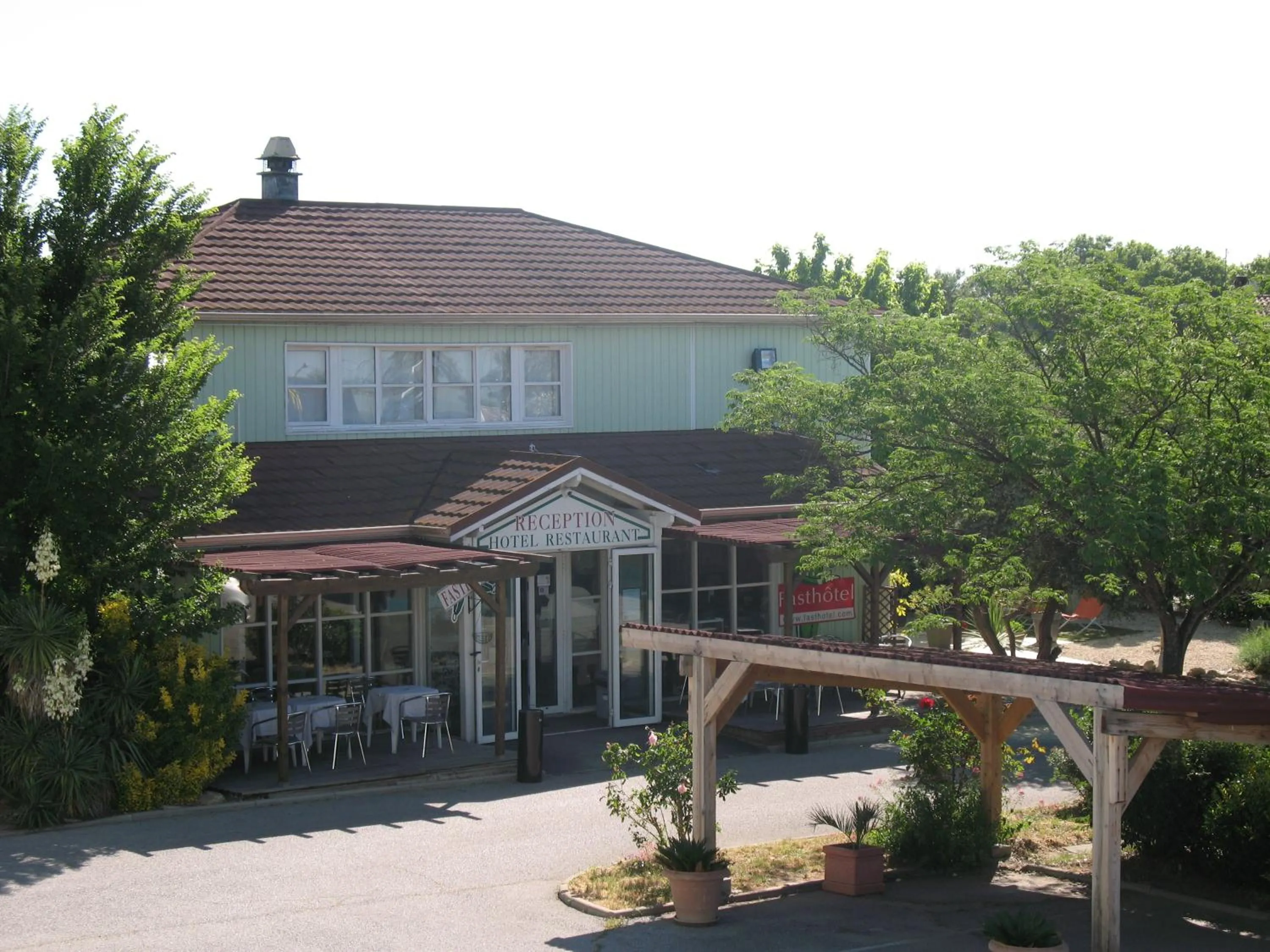 Facade/entrance in Fasthotel Montpellier Baillargues