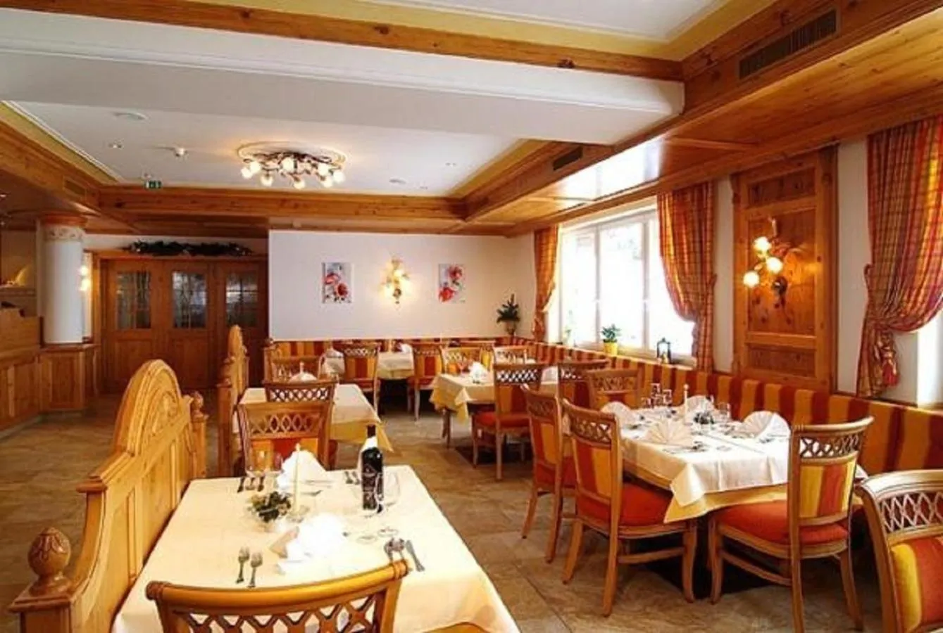 Restaurant/places to eat in Lifthotel