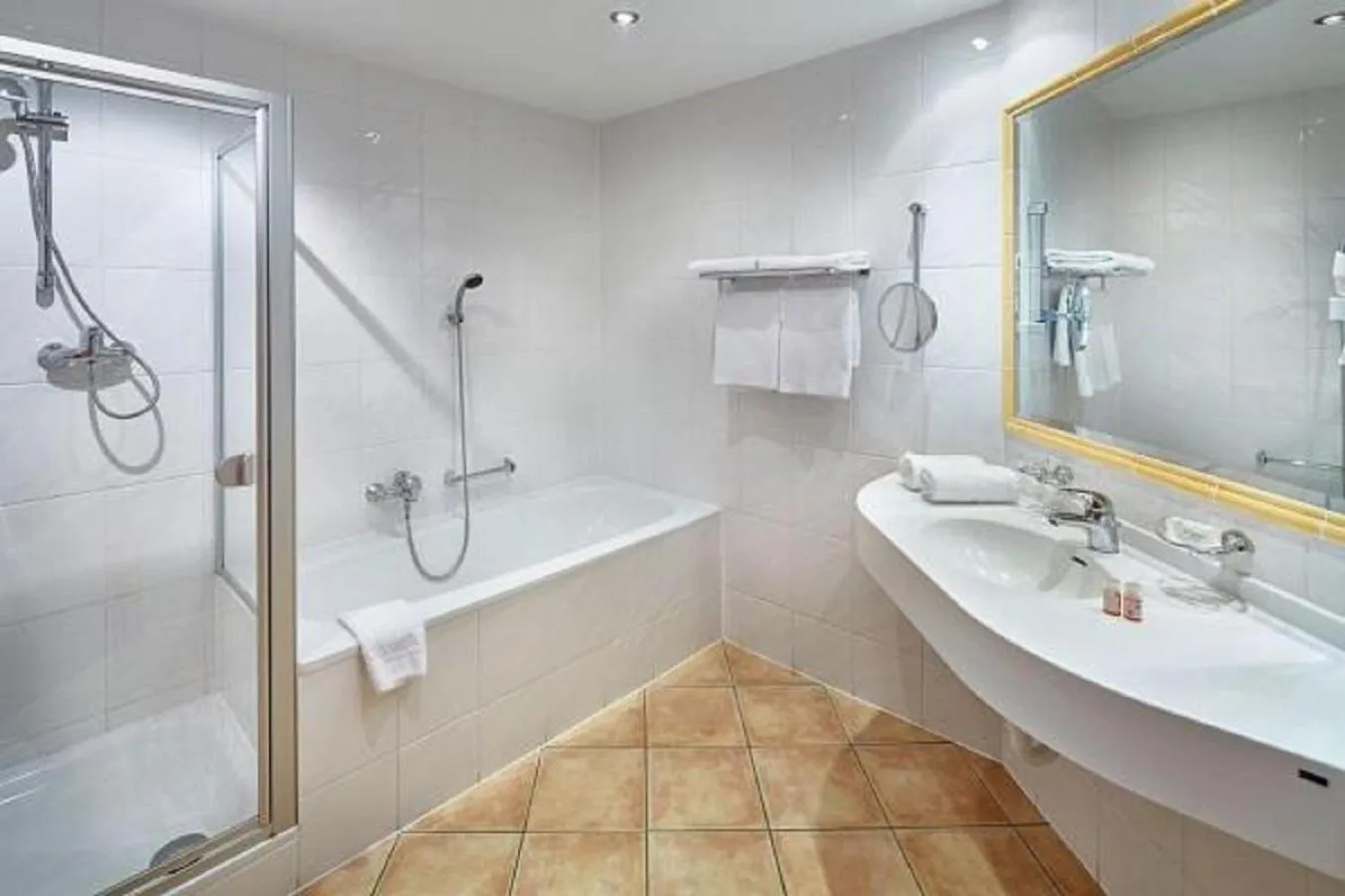 Bathroom in Lifthotel