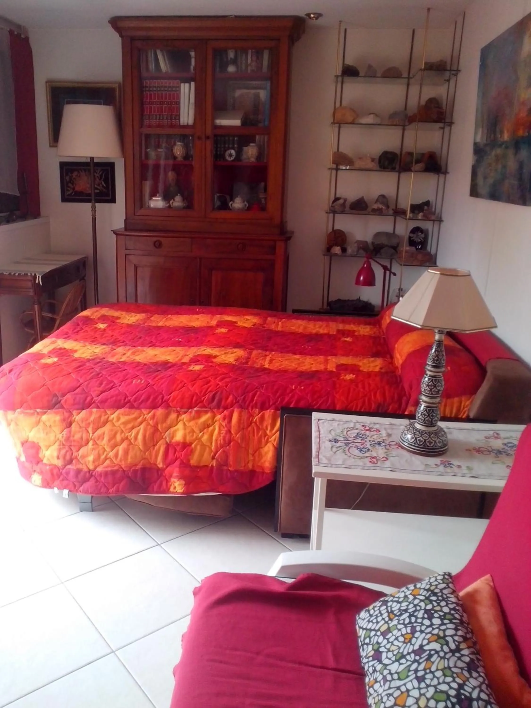 Bed in Chambres d'hôtes Issy-Paris