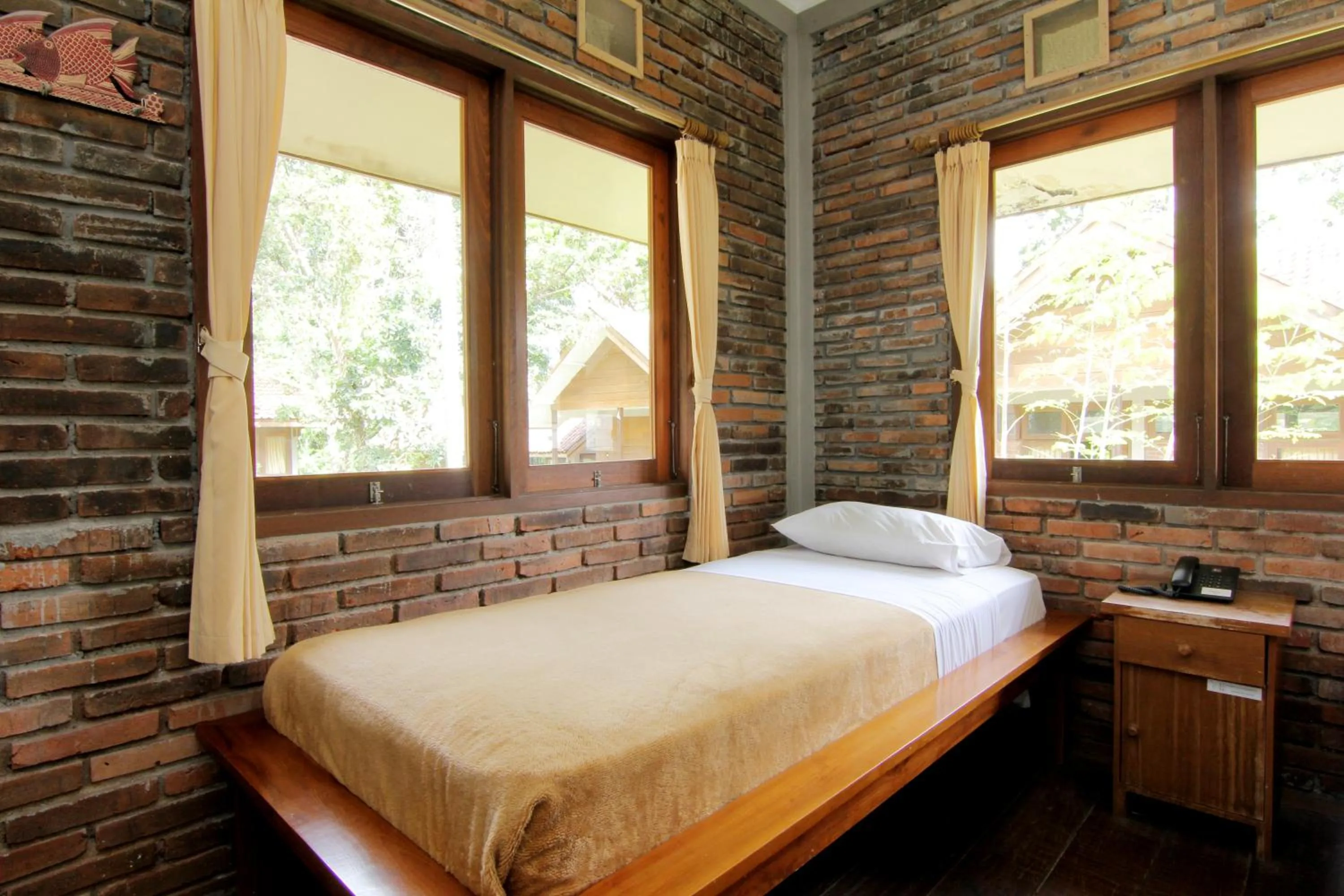 Bedroom, Bed in Disaster Oasis