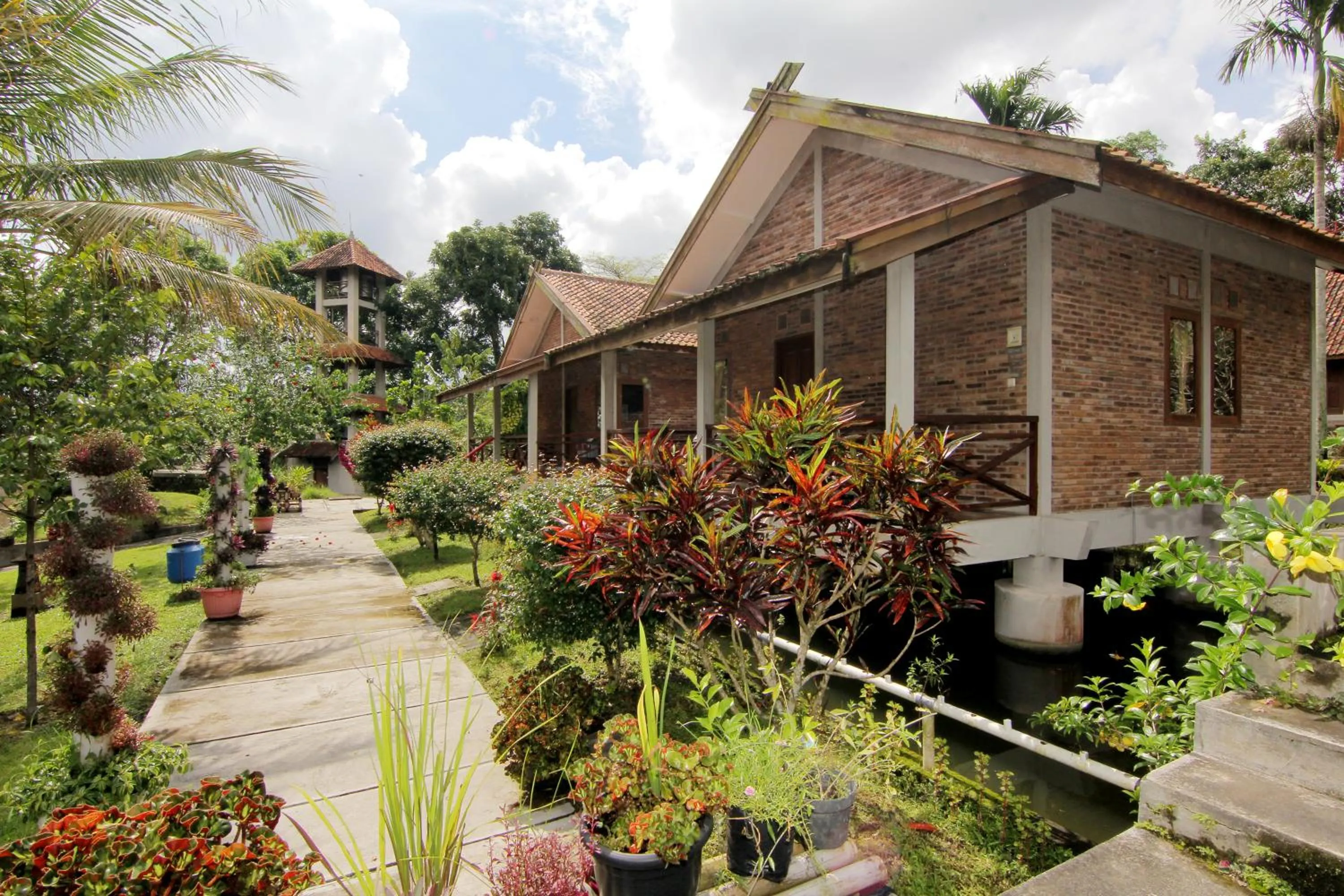 Property building in Disaster Oasis