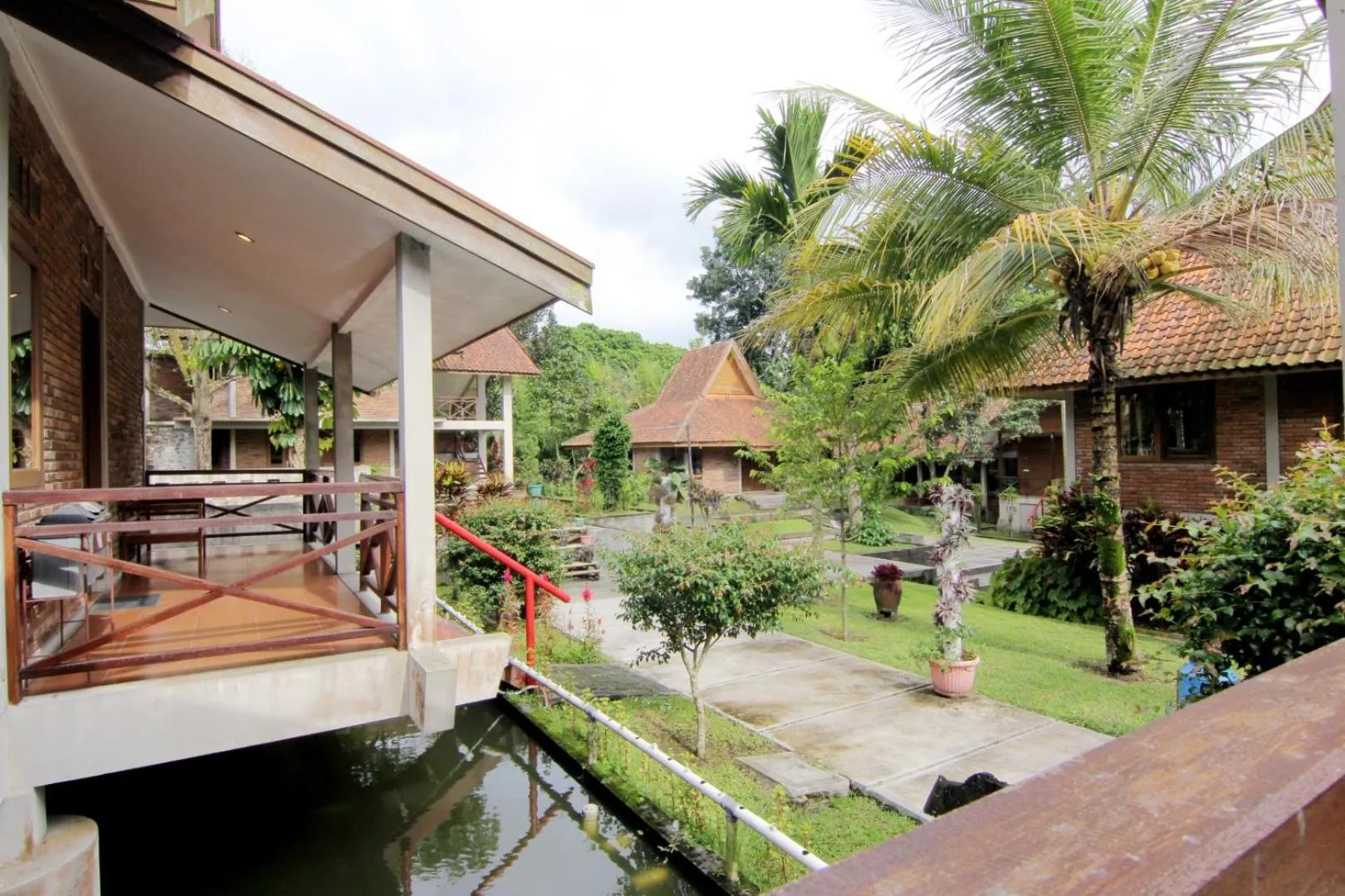 Property building in Disaster Oasis