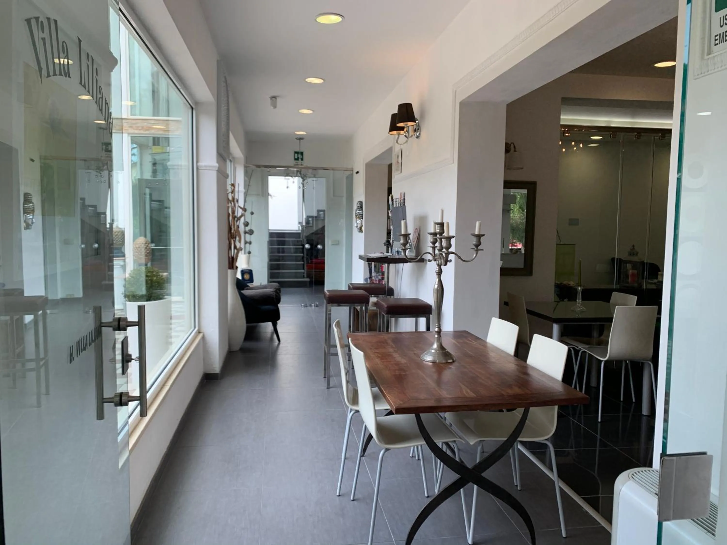 Lounge or bar in Villa Liliana