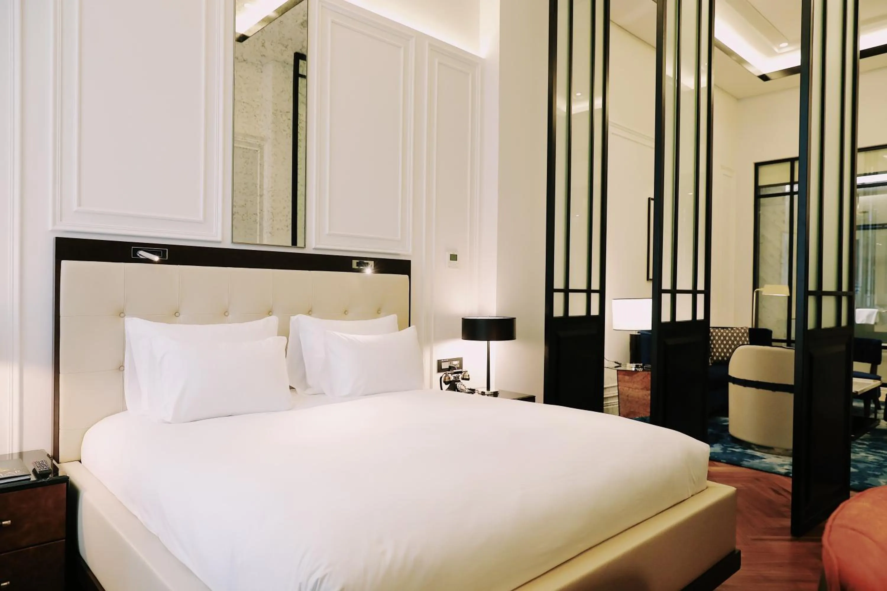 Bedroom, Bed in Yangon Excelsior