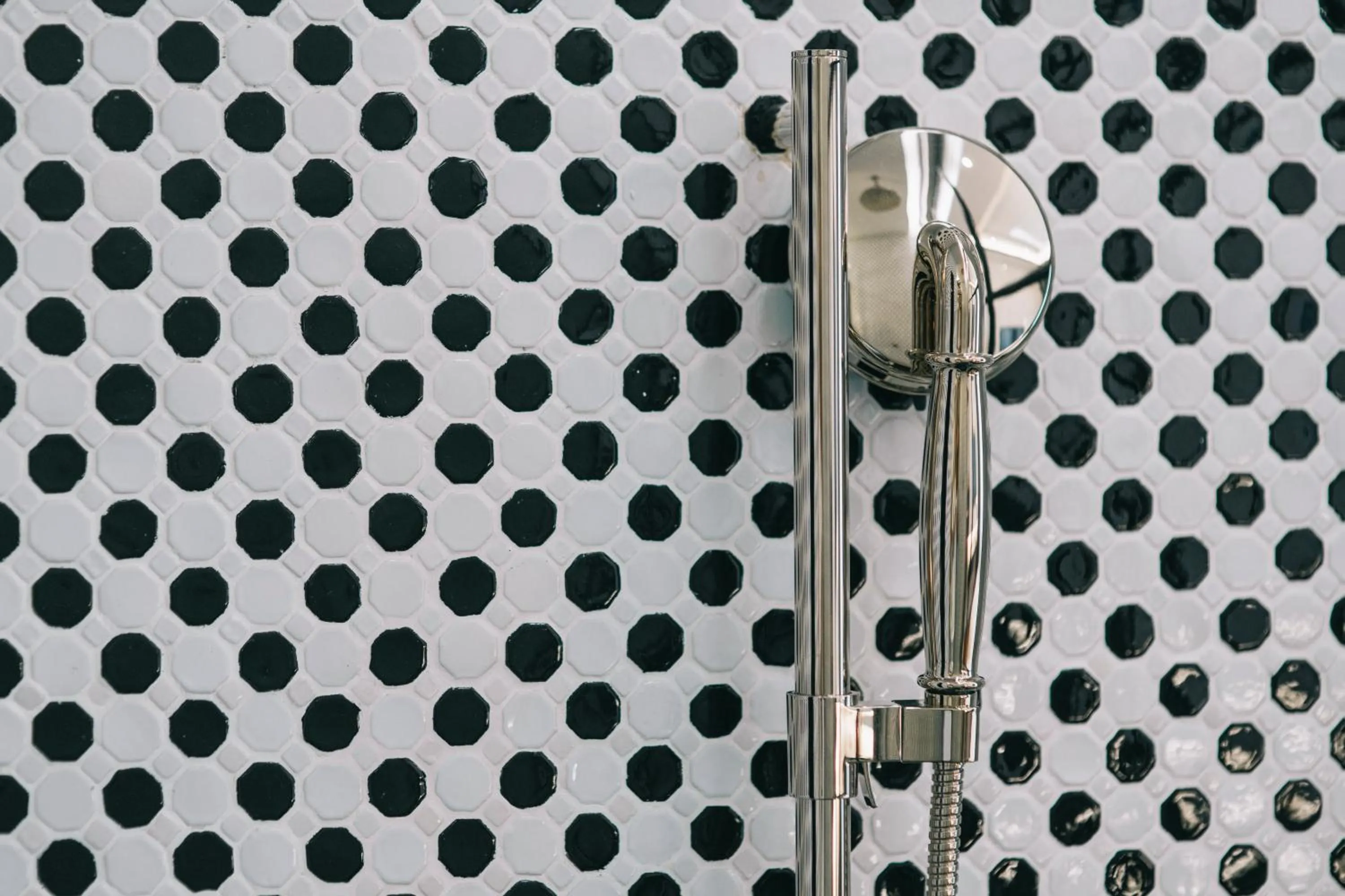 Shower in Yangon Excelsior