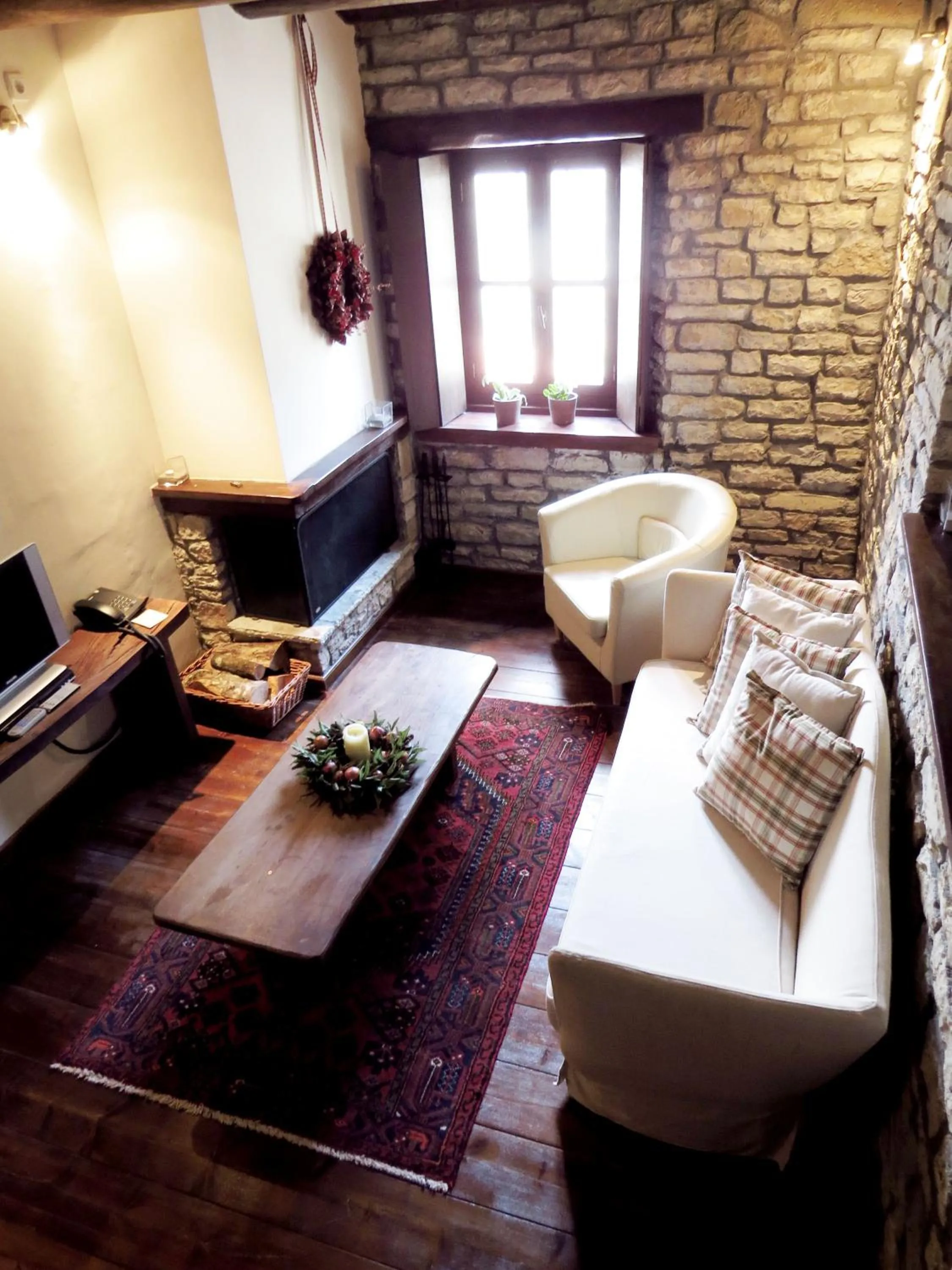 Day in Arhontiko Aristis