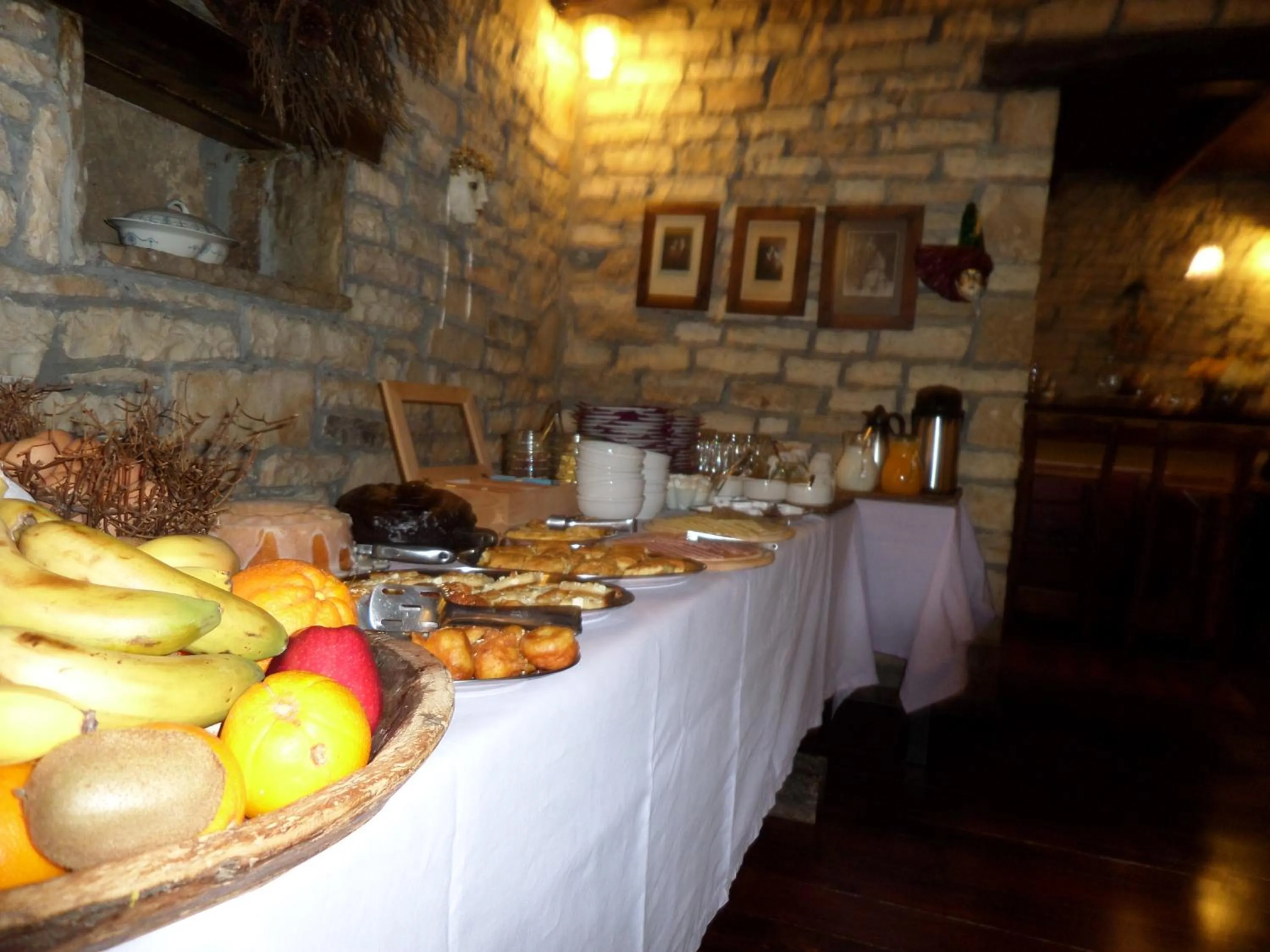 Restaurant/places to eat in Arhontiko Aristis