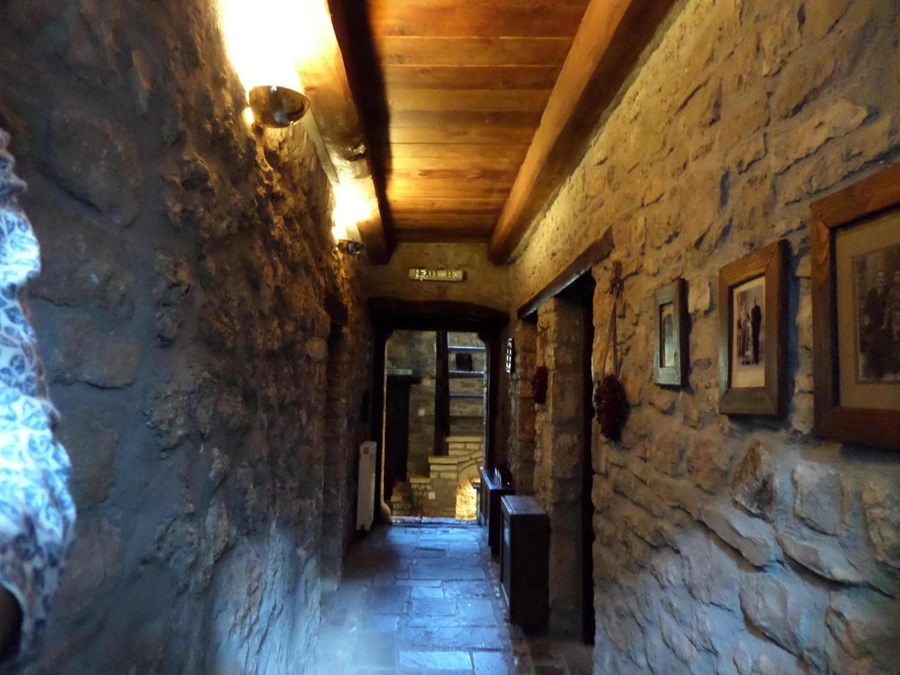 Property building in Arhontiko Aristis