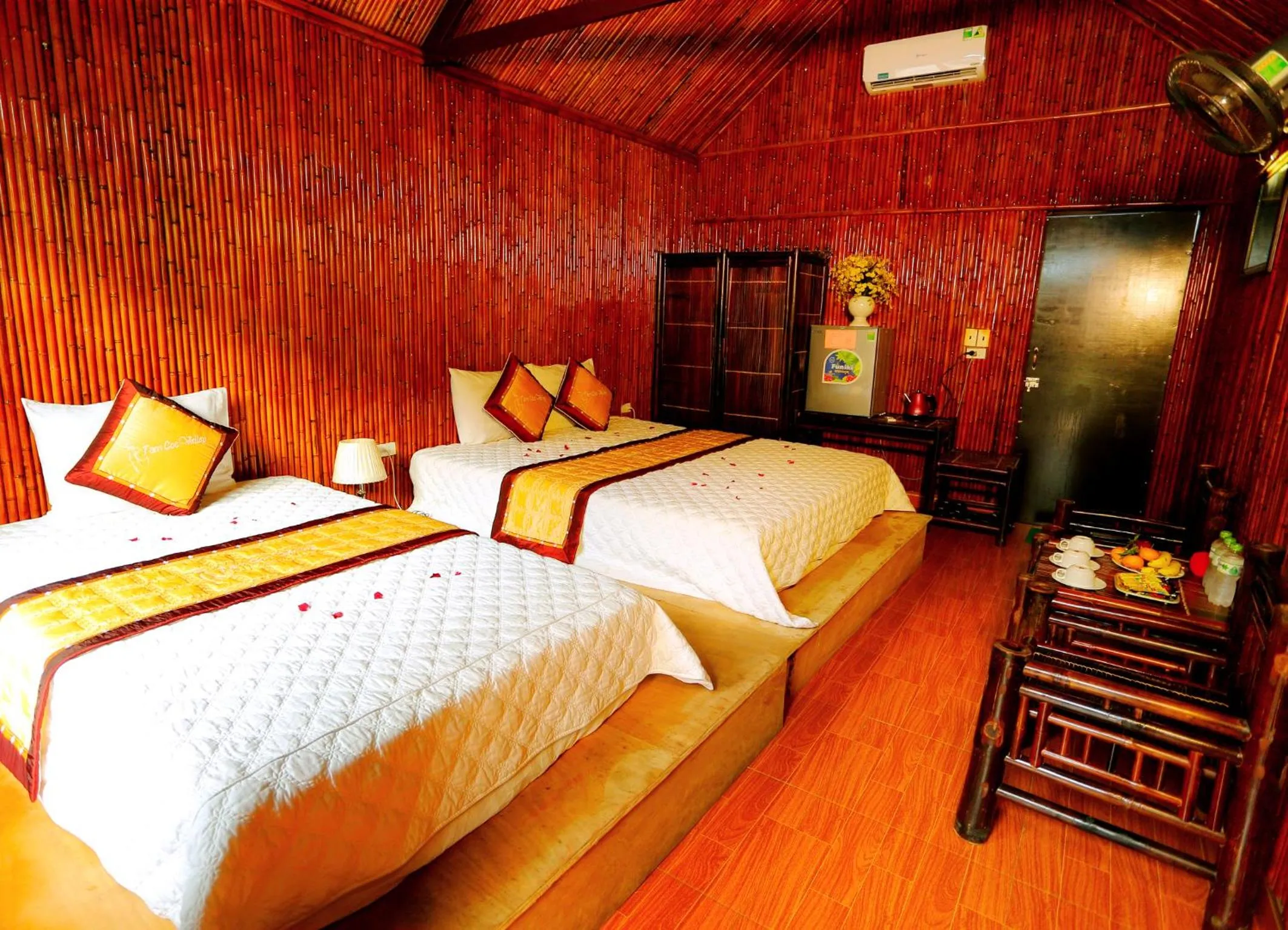 Bed in Tam Coc Valley Bung