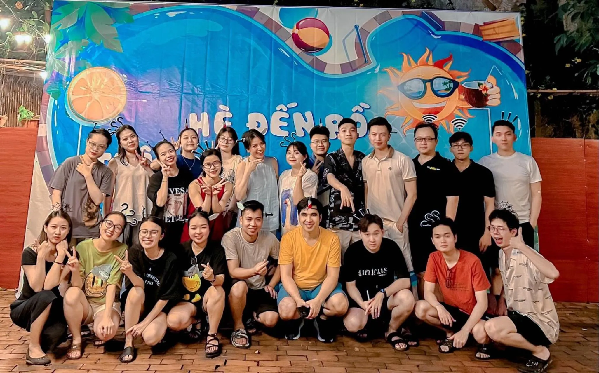 People in Tam Coc Valley Bung