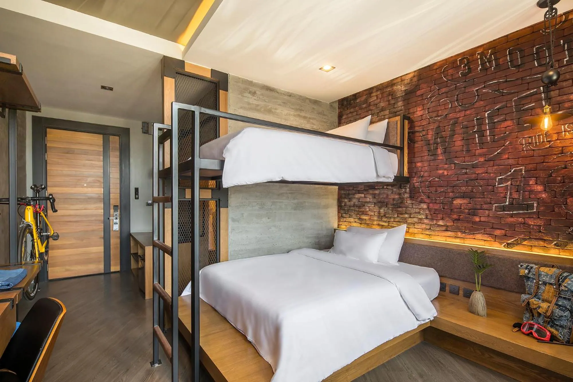 Bedroom, Bed in Wheeler Bed &Bike