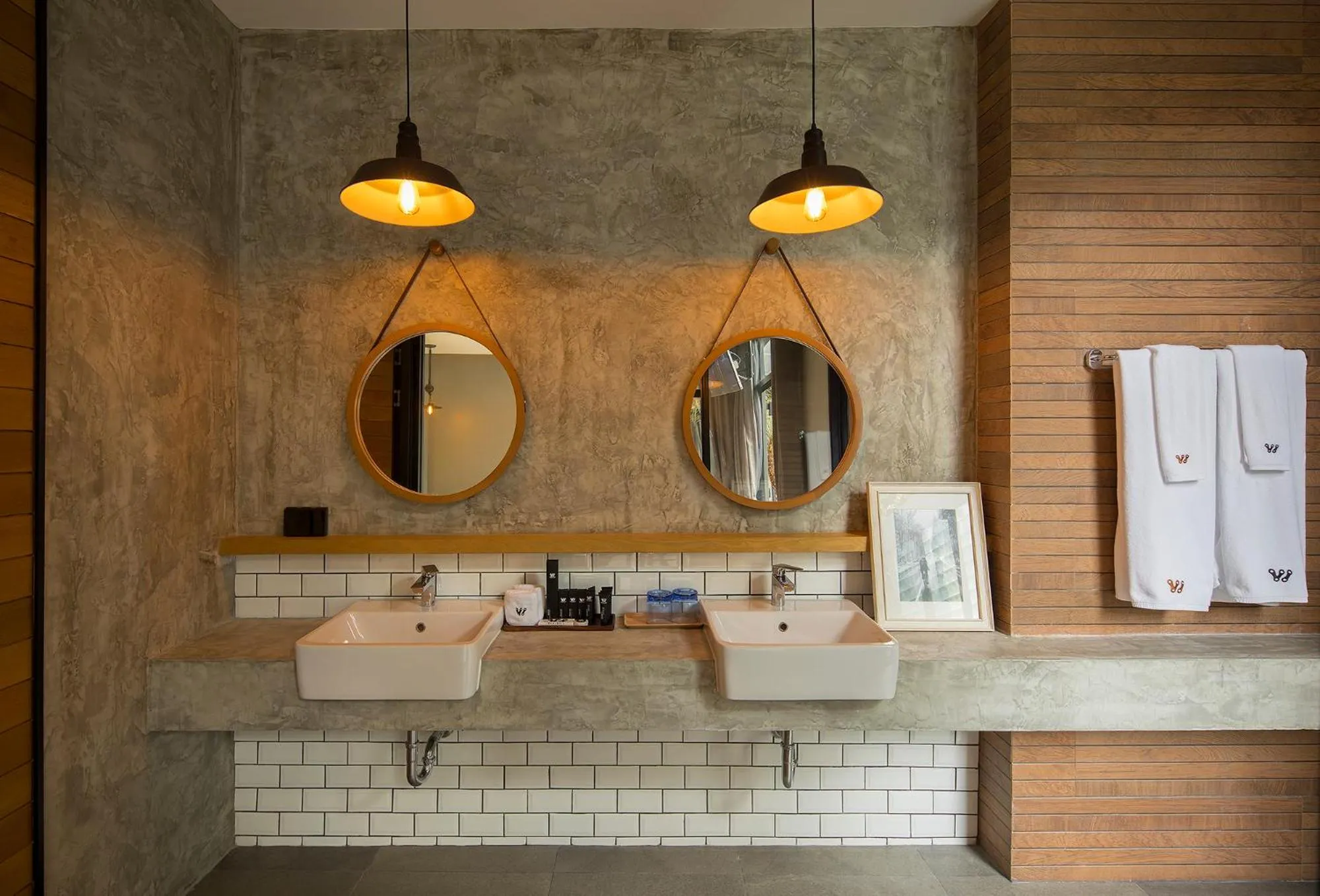 Bathroom in Wheeler Bed &Bike