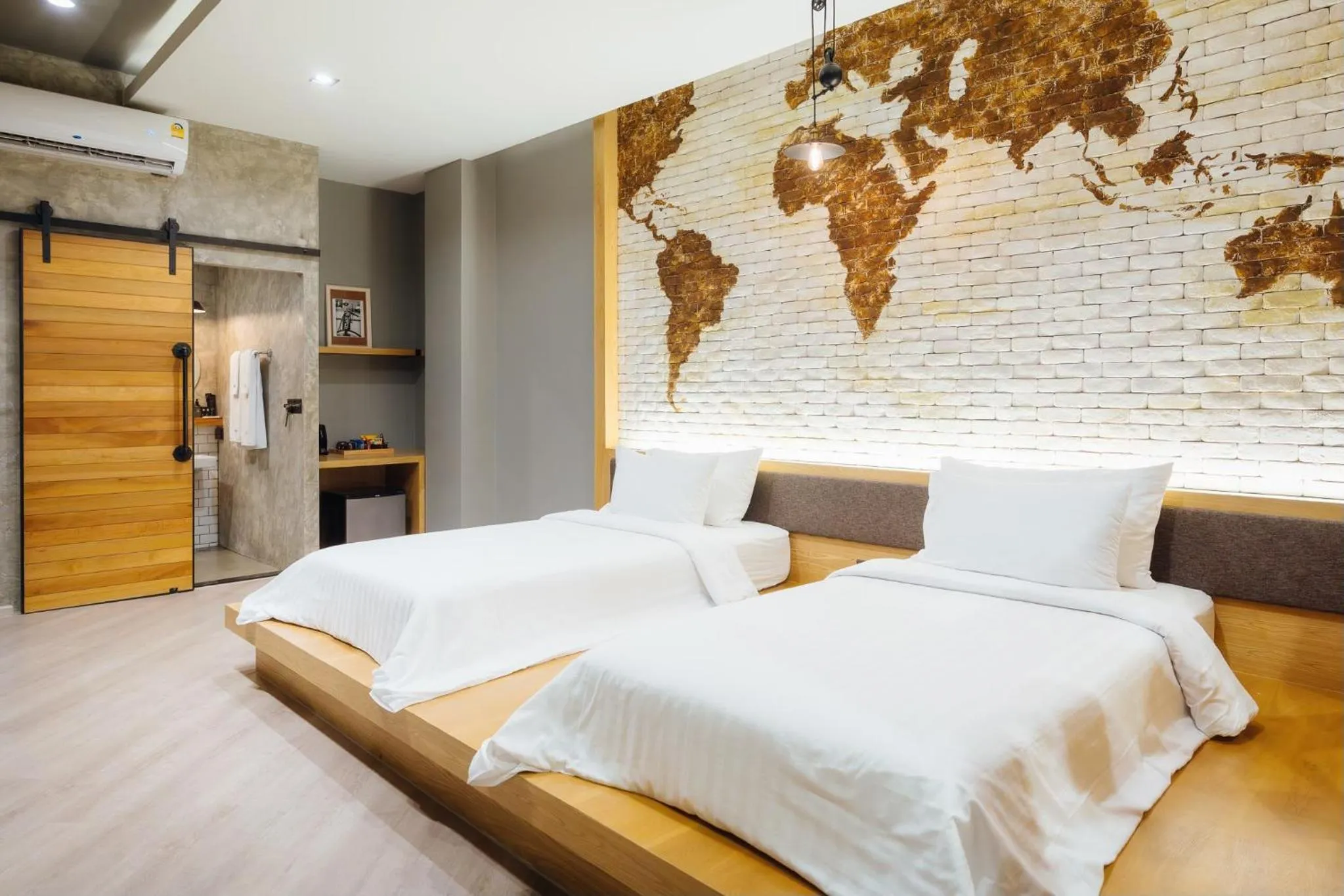 Bed in Wheeler Bed &Bike