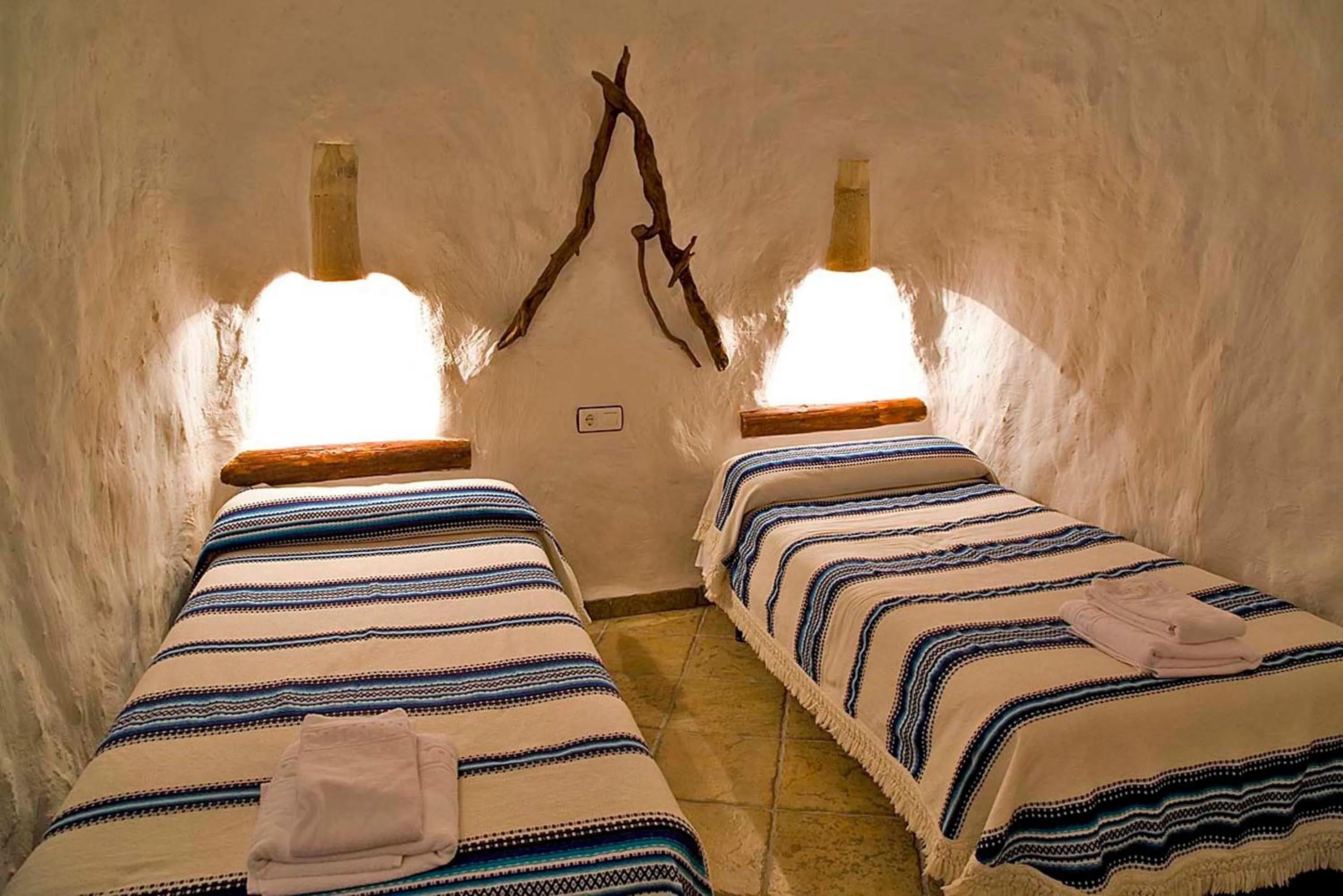Bed in Cuevas La Atalaya