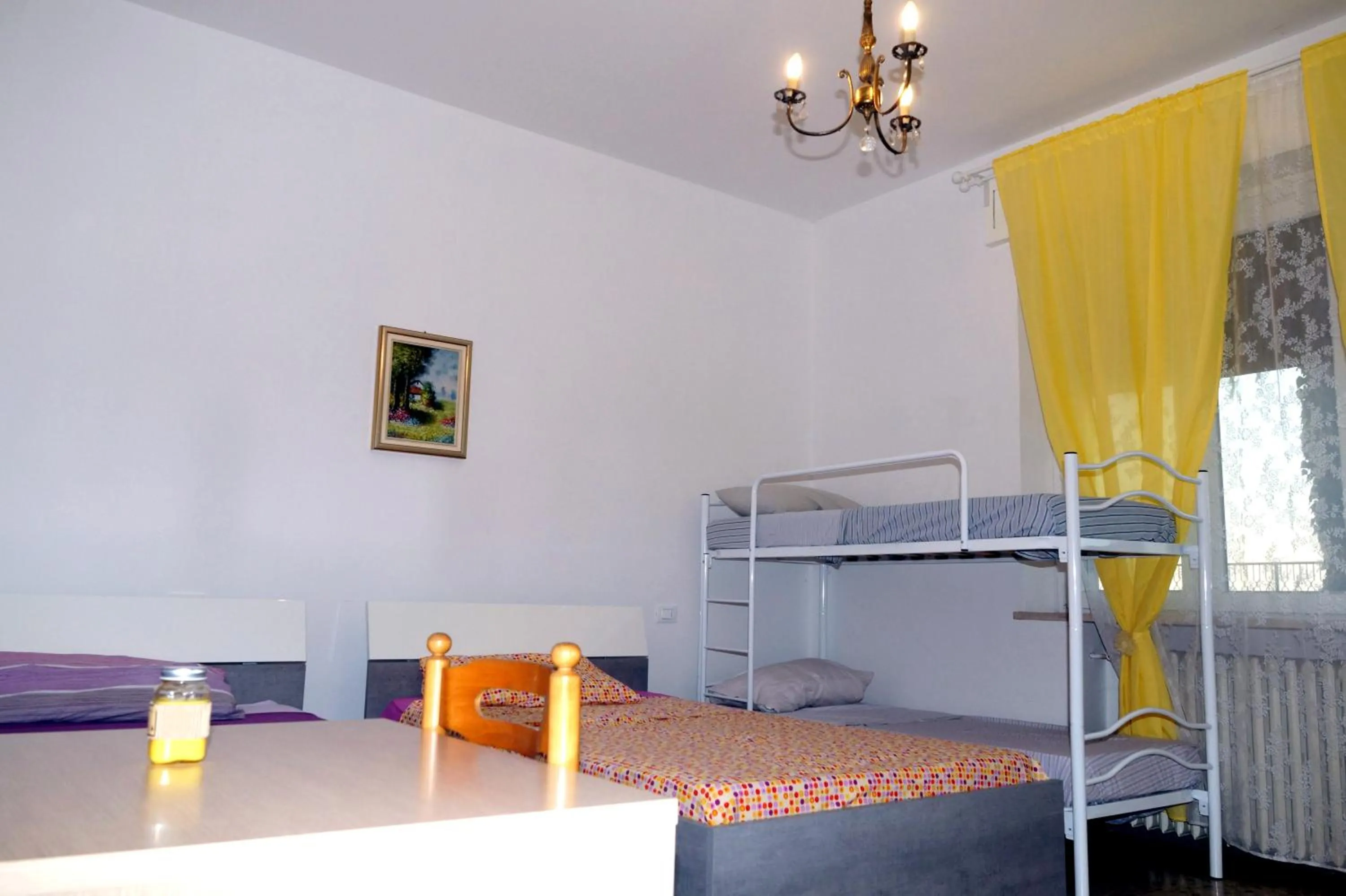 Bed in NOEMI & JULIENNE