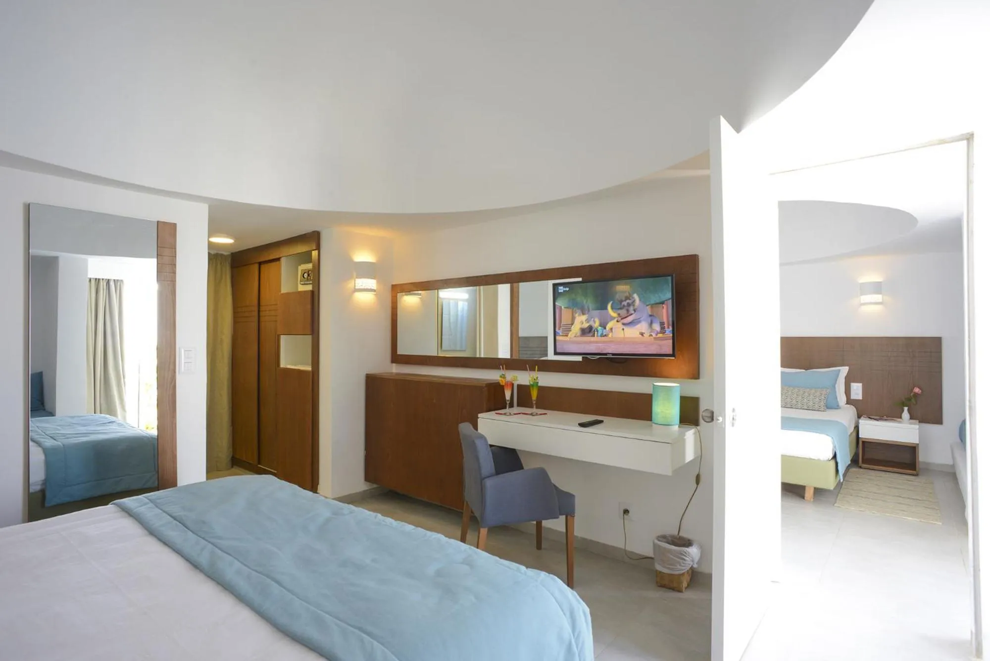 Photo of the whole room, Bed in Monarque Dar Jerba Narjess- Family Only