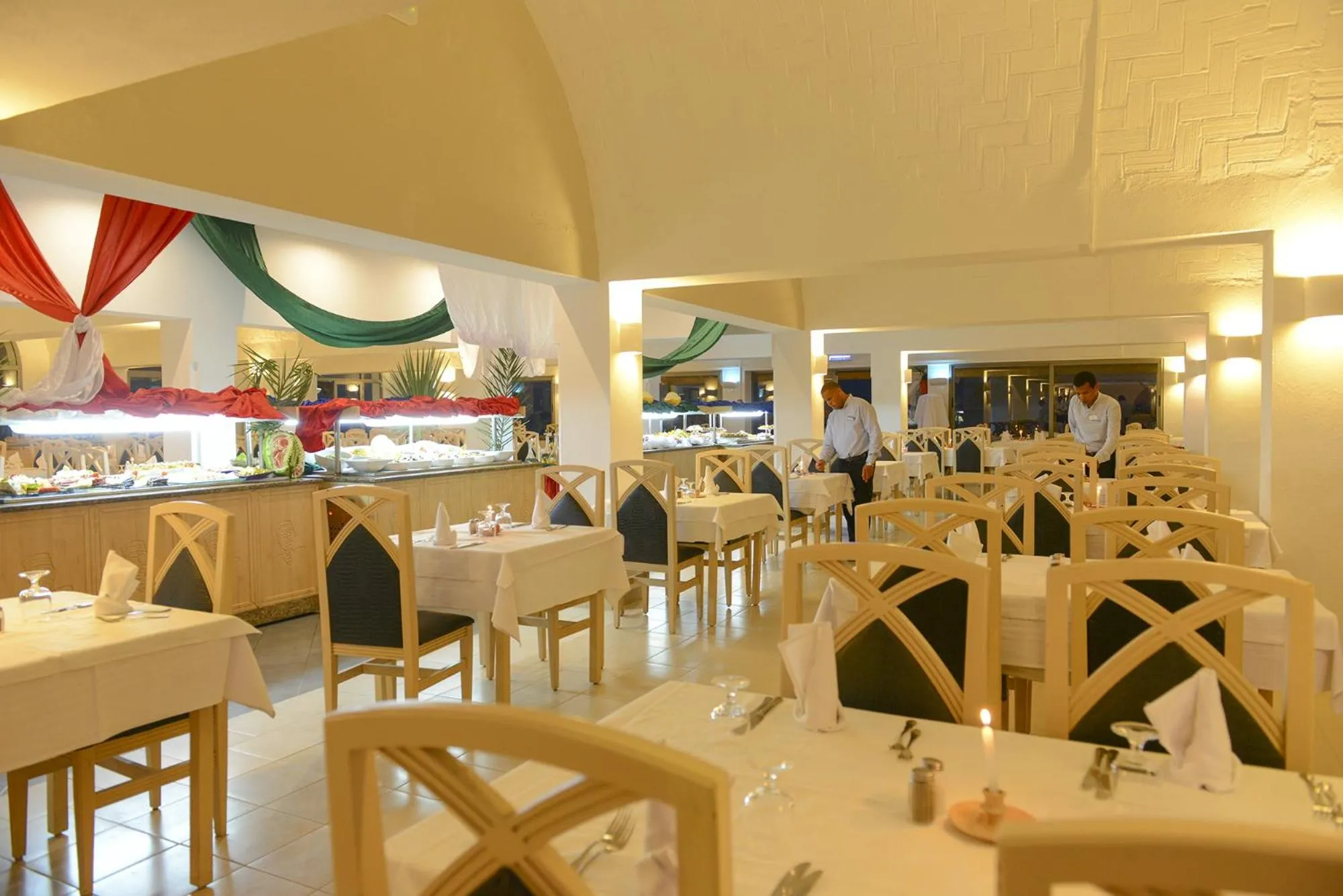 Restaurant/places to eat in Monarque Dar Jerba Narjess- Family Only