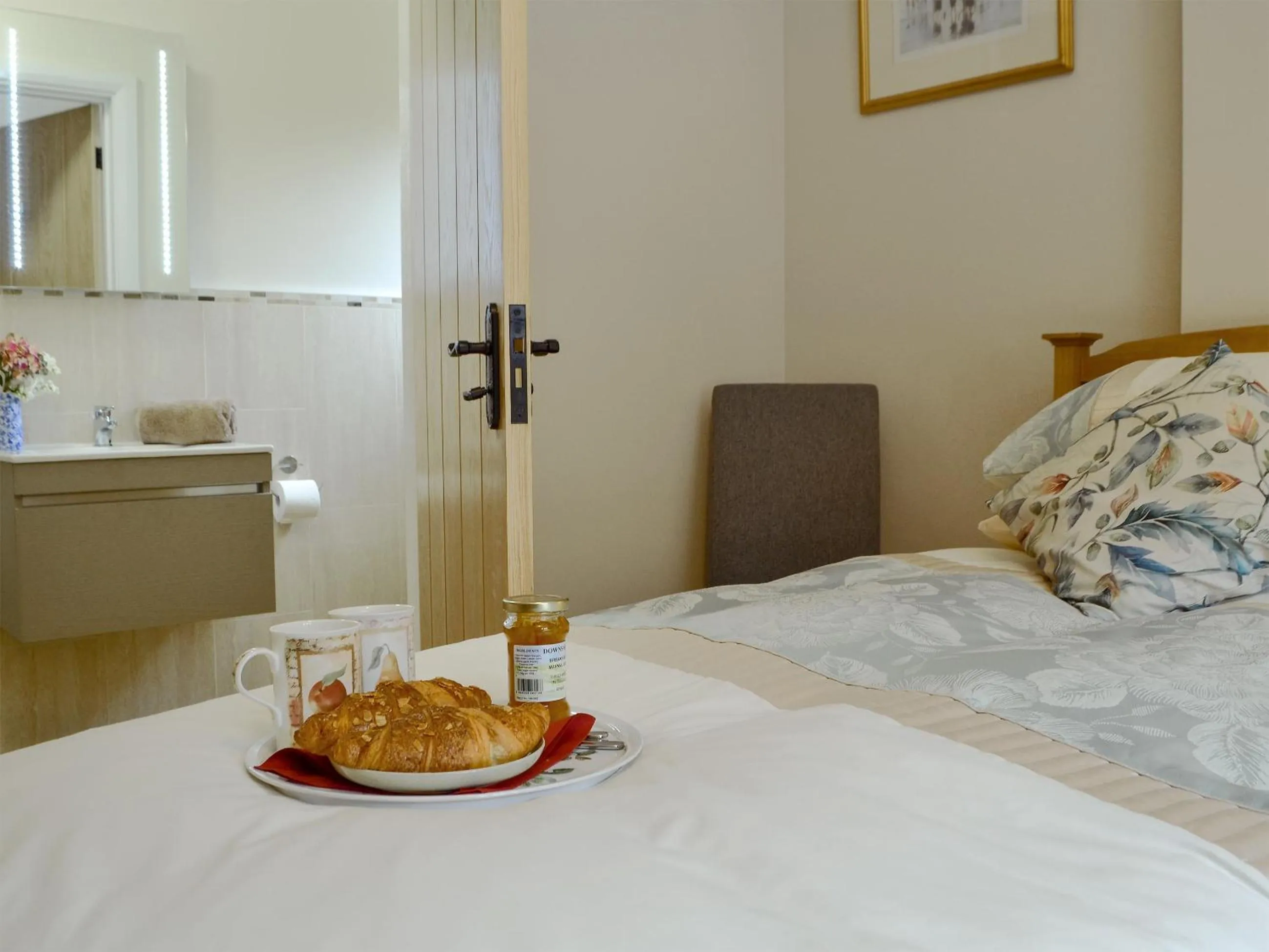 Property building, Bed in Woodlands Dairy Cottage