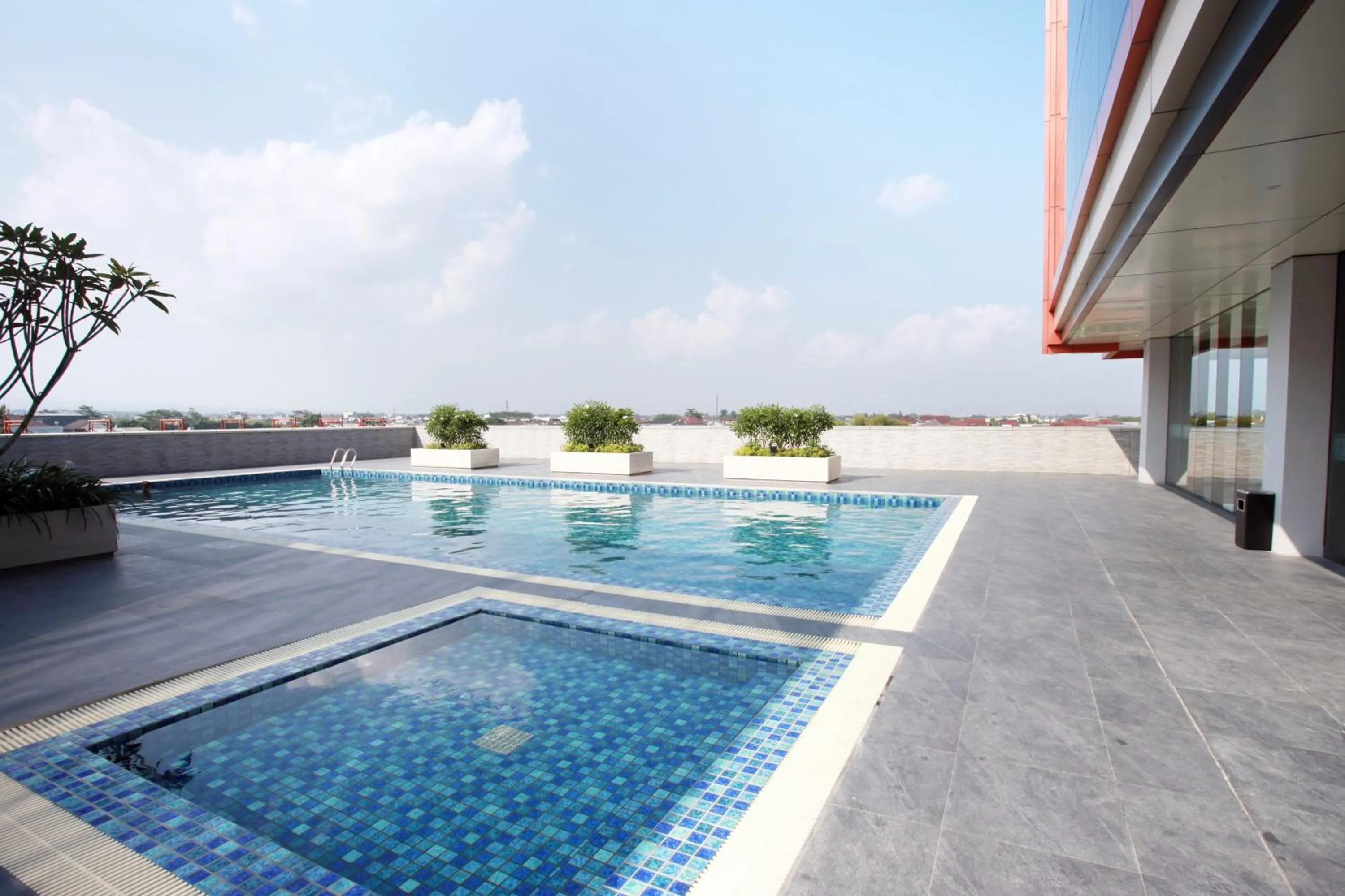 Swimming pool in Grand Karlita Hotel Purwokerto