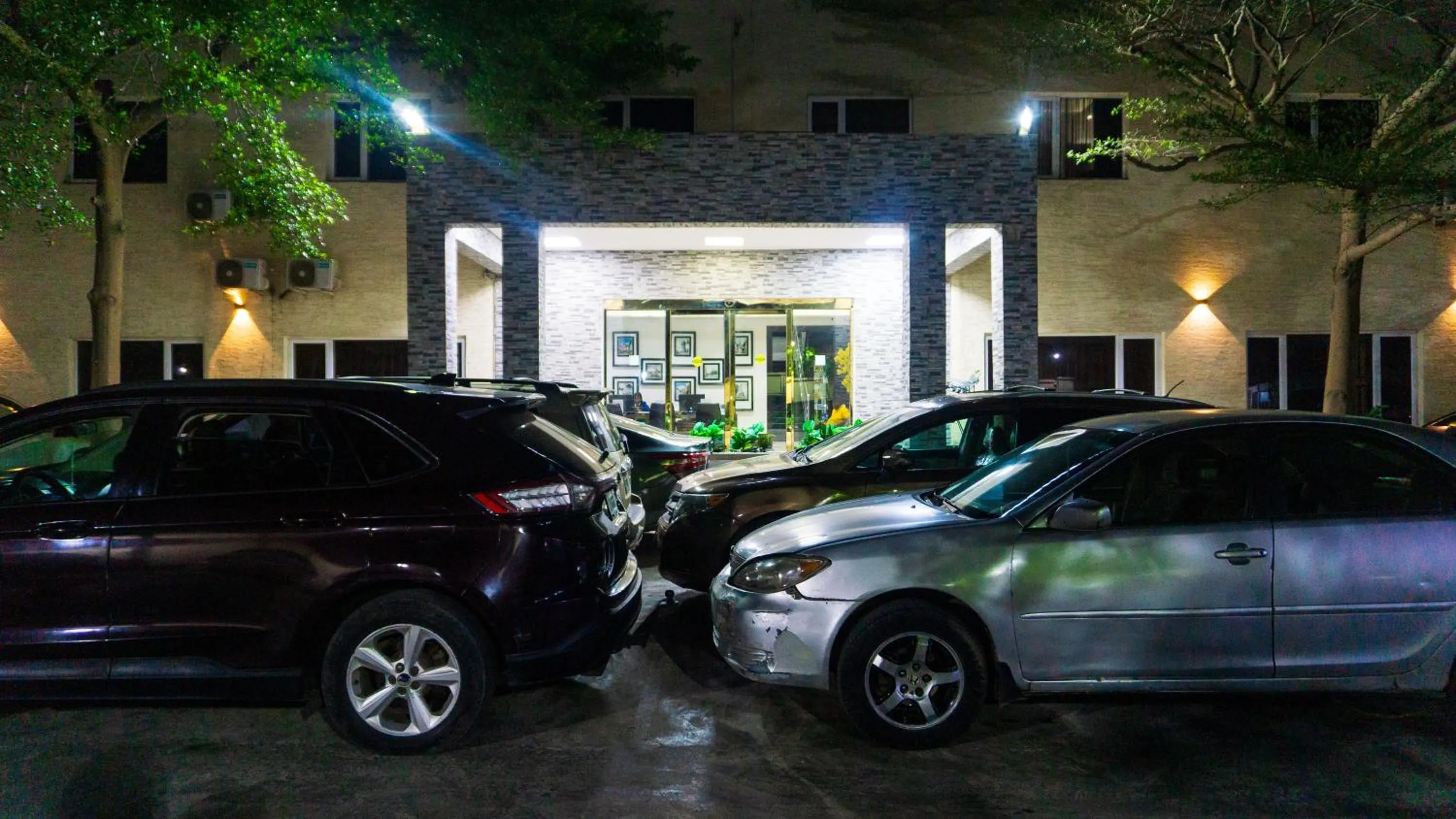 Night in GreenPoint Hotel