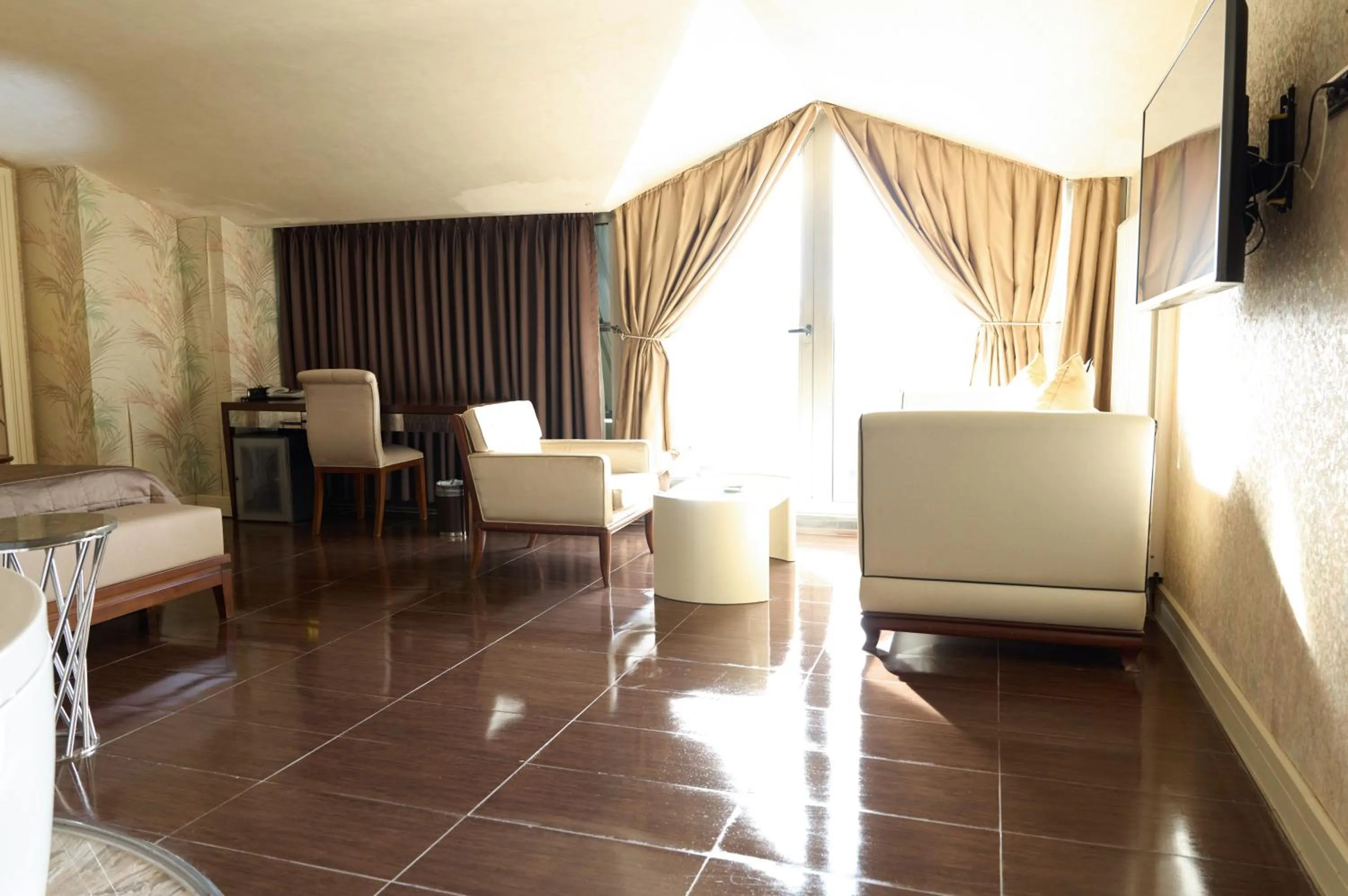 Taba Luxury Suites and Hotel
