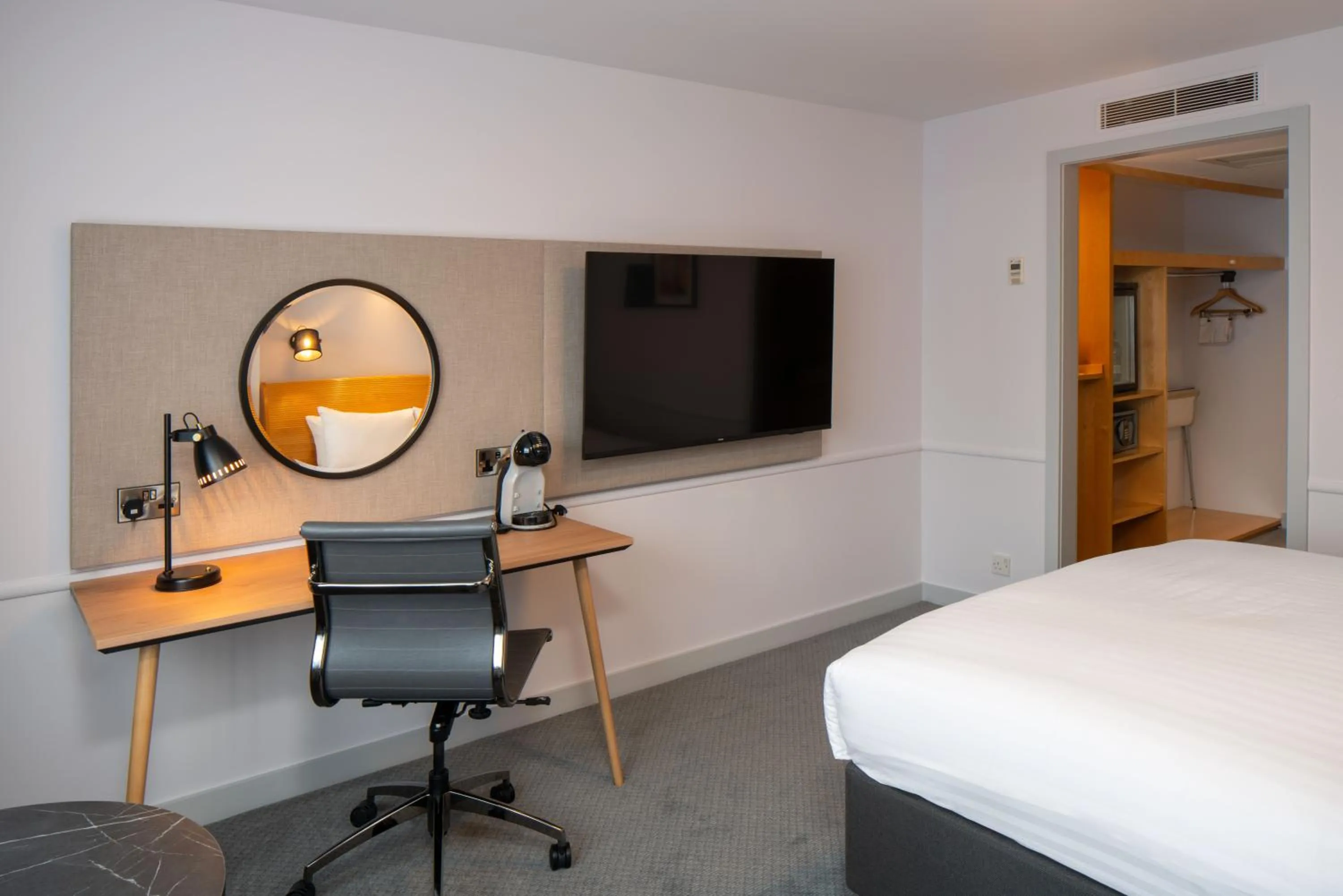 Bedroom, Bed in Holiday Inn Bristol Filton by IHG