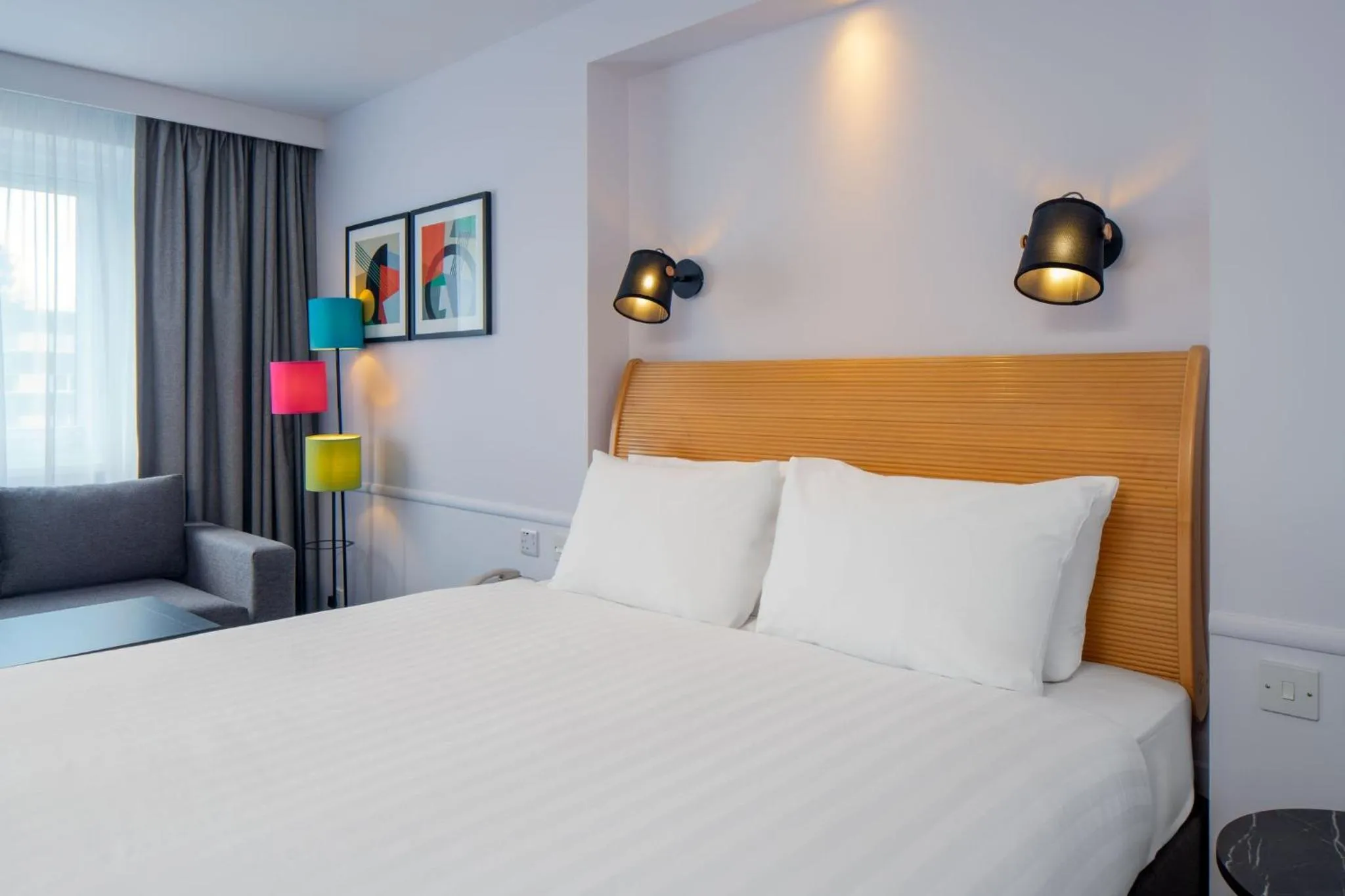 Photo of the whole room, Bed in Holiday Inn Bristol Filton by IHG