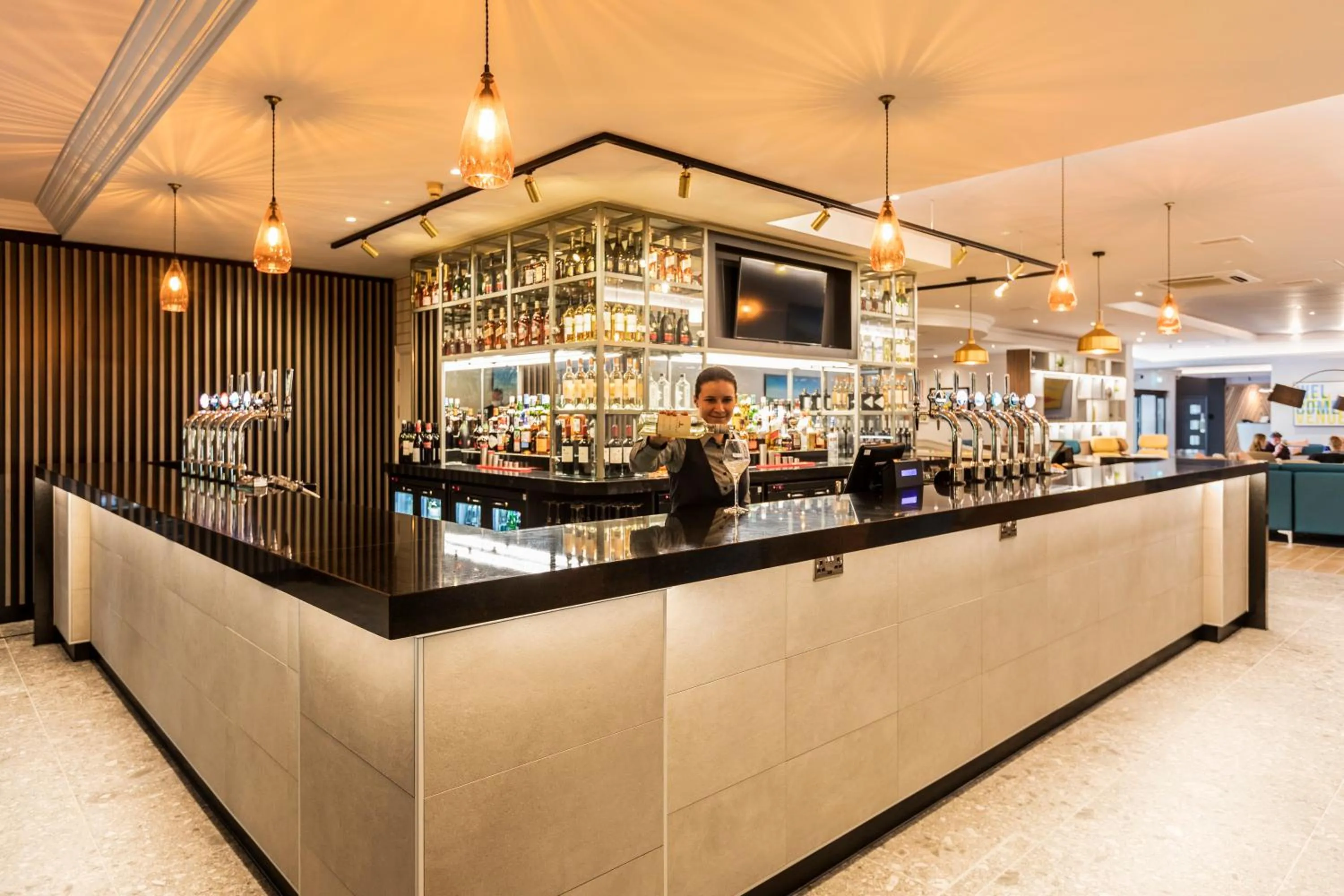 Lounge or bar in Holiday Inn Bristol Filton by IHG