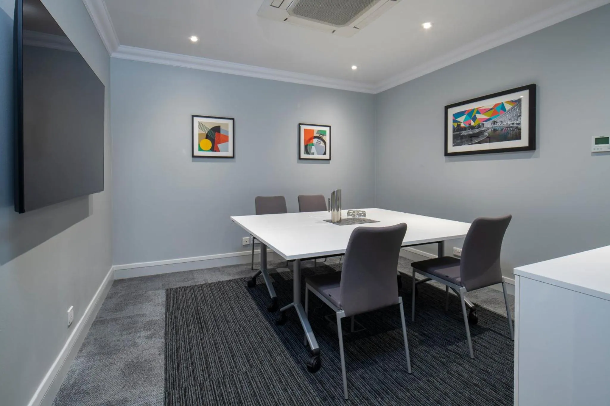 Meeting/conference room in Holiday Inn Bristol Filton by IHG